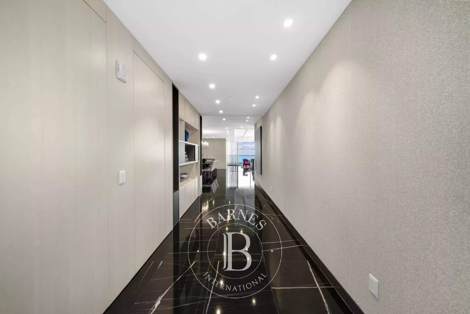 Surfside  - Apartment  - picture 7