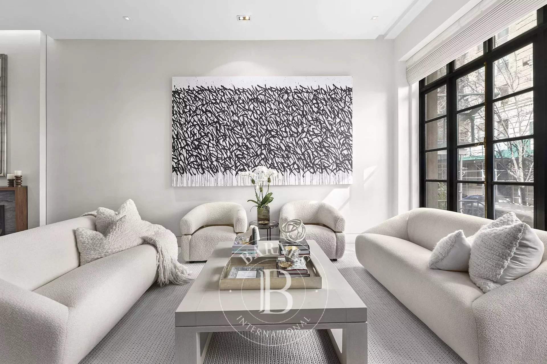 New York  - Penthouse  - picture 2
