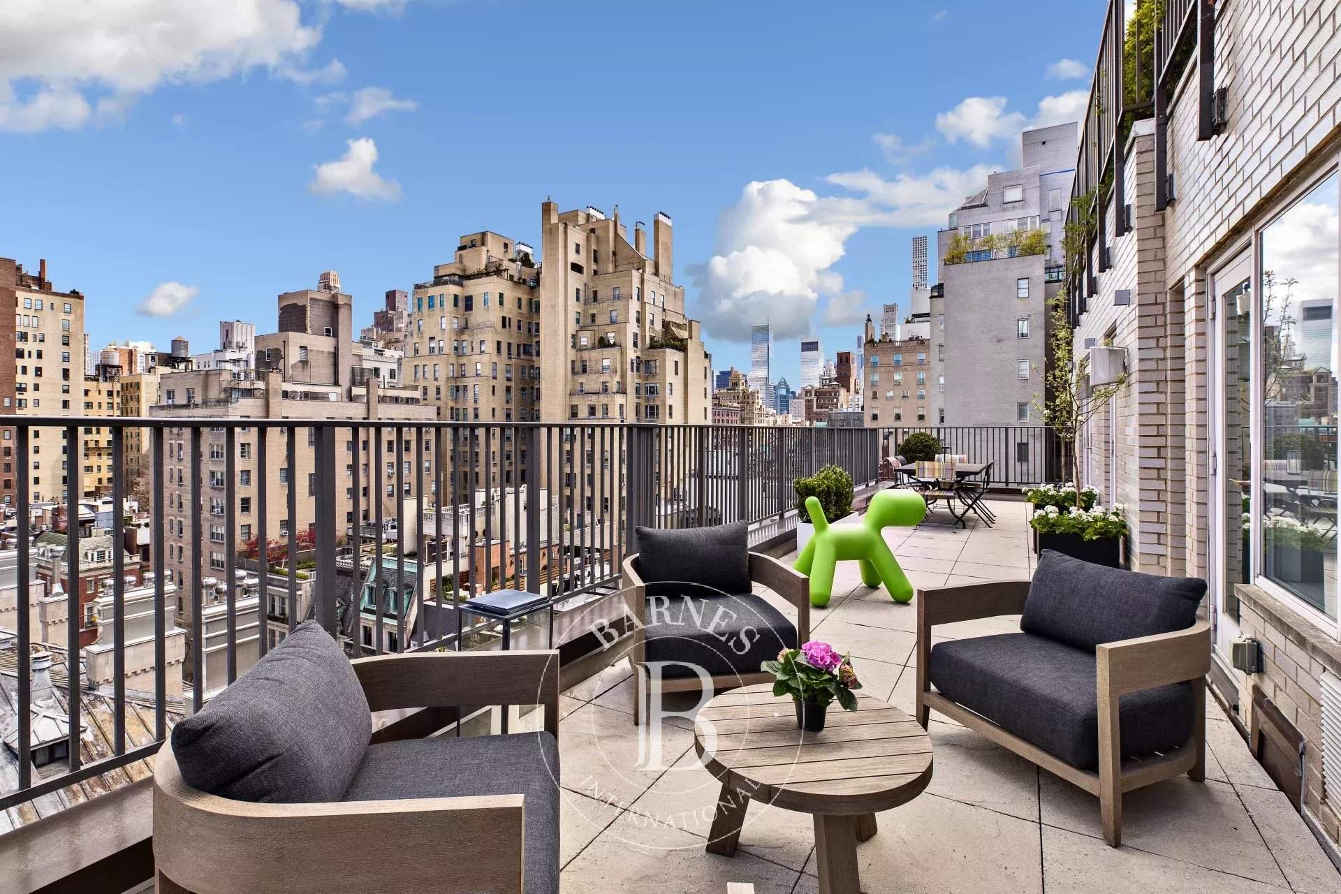 Manhattan  - Condo  - picture 2