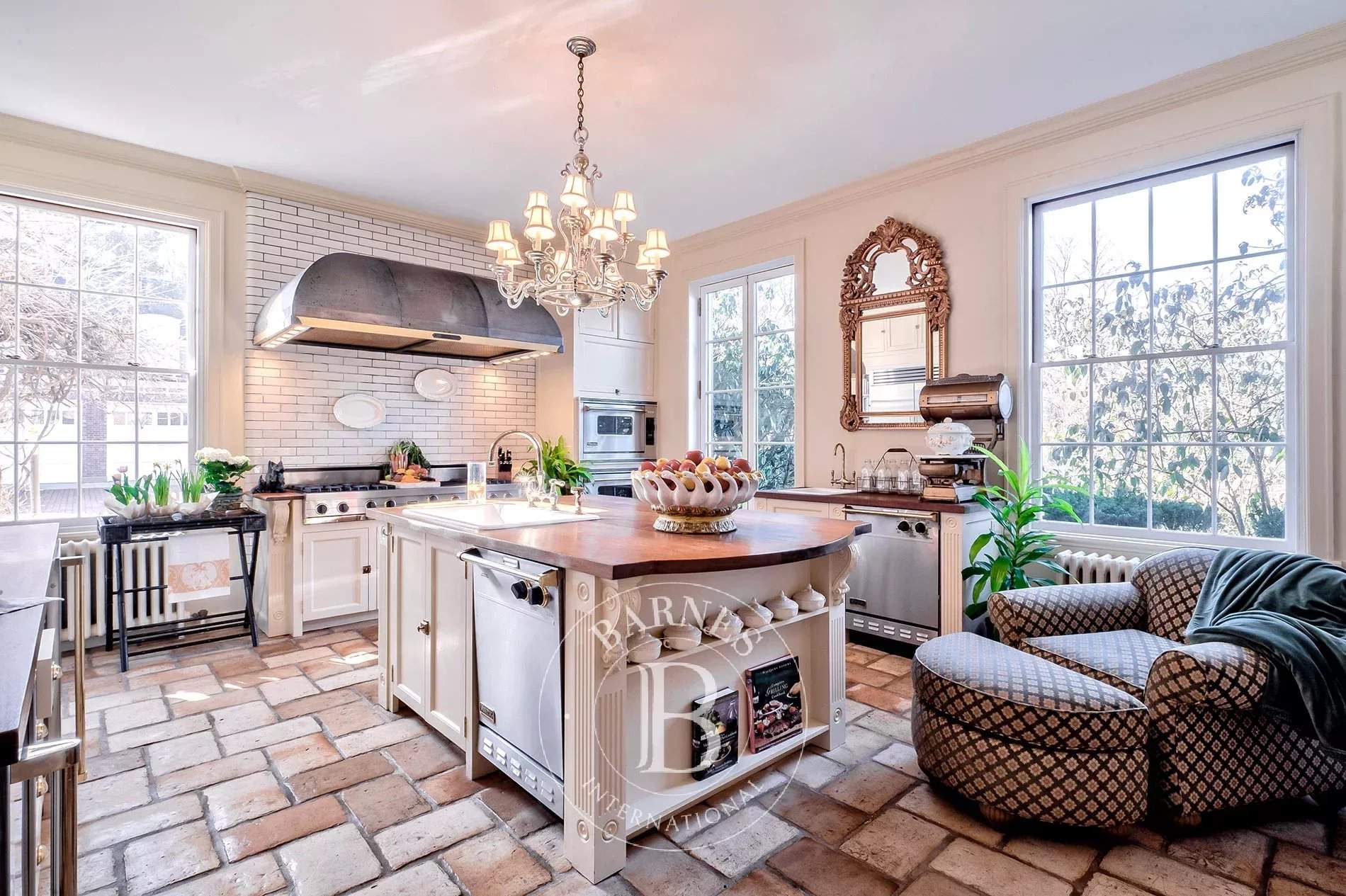 Glen Cove  - House  - picture 20