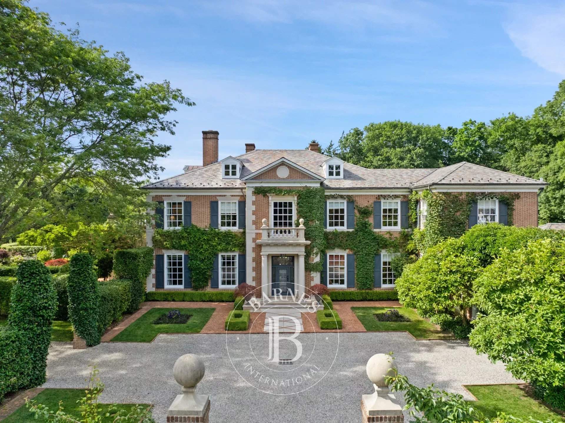 Greenwich  - House  - picture 1