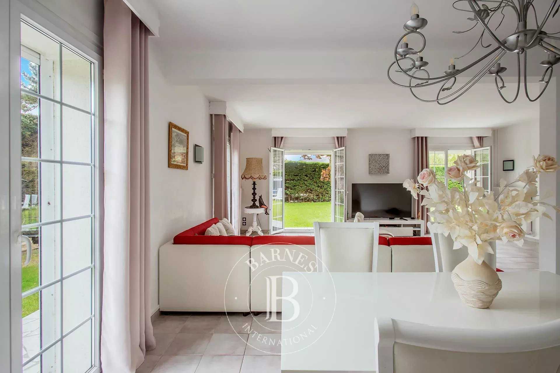 Coquelles  - House 5 Bedrooms