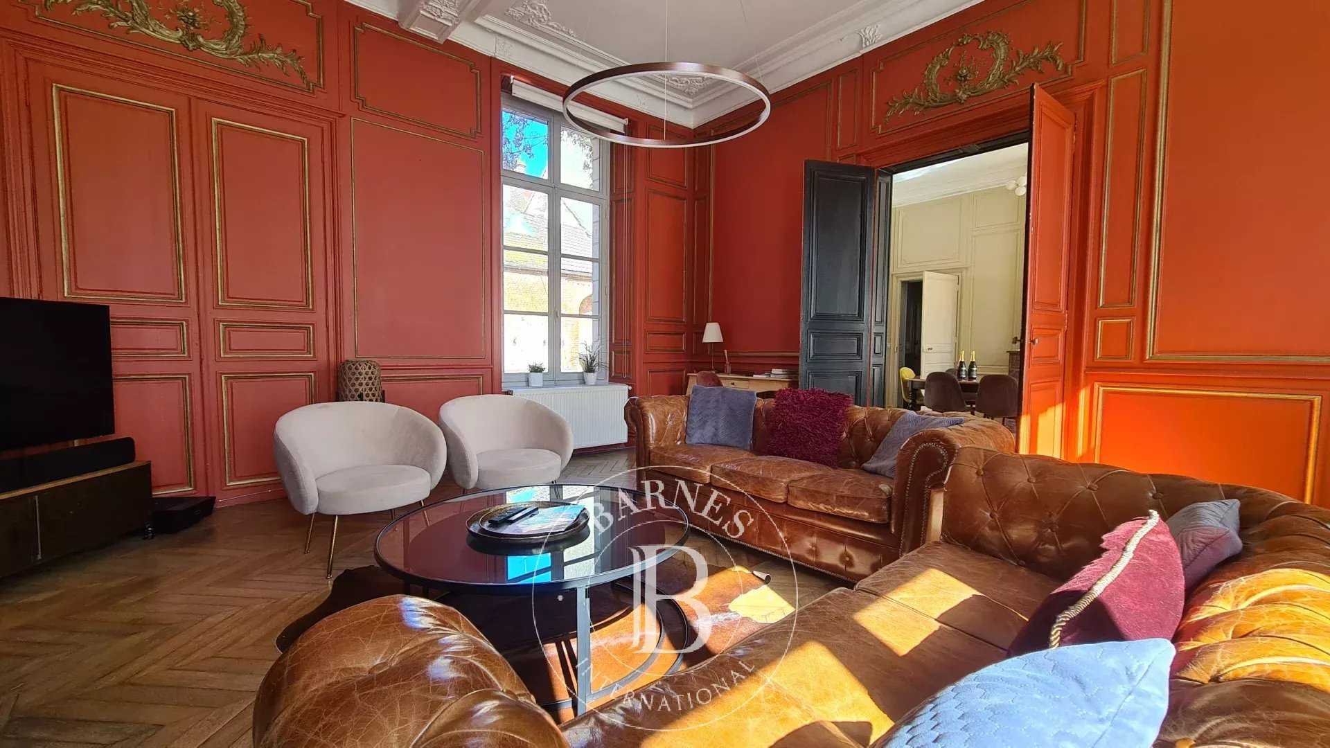 Montreuil-sur-Mer  - Hôtel particulier 9 Pi&egrave;ces 5 Chambres