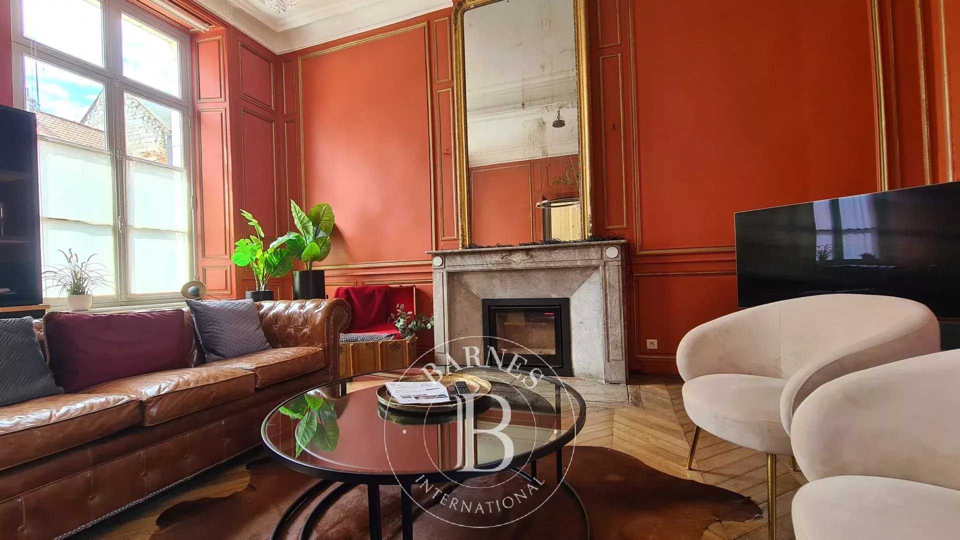 Montreuil-sur-Mer  - Hôtel particulier 9 Pi&egrave;ces 5 Chambres
