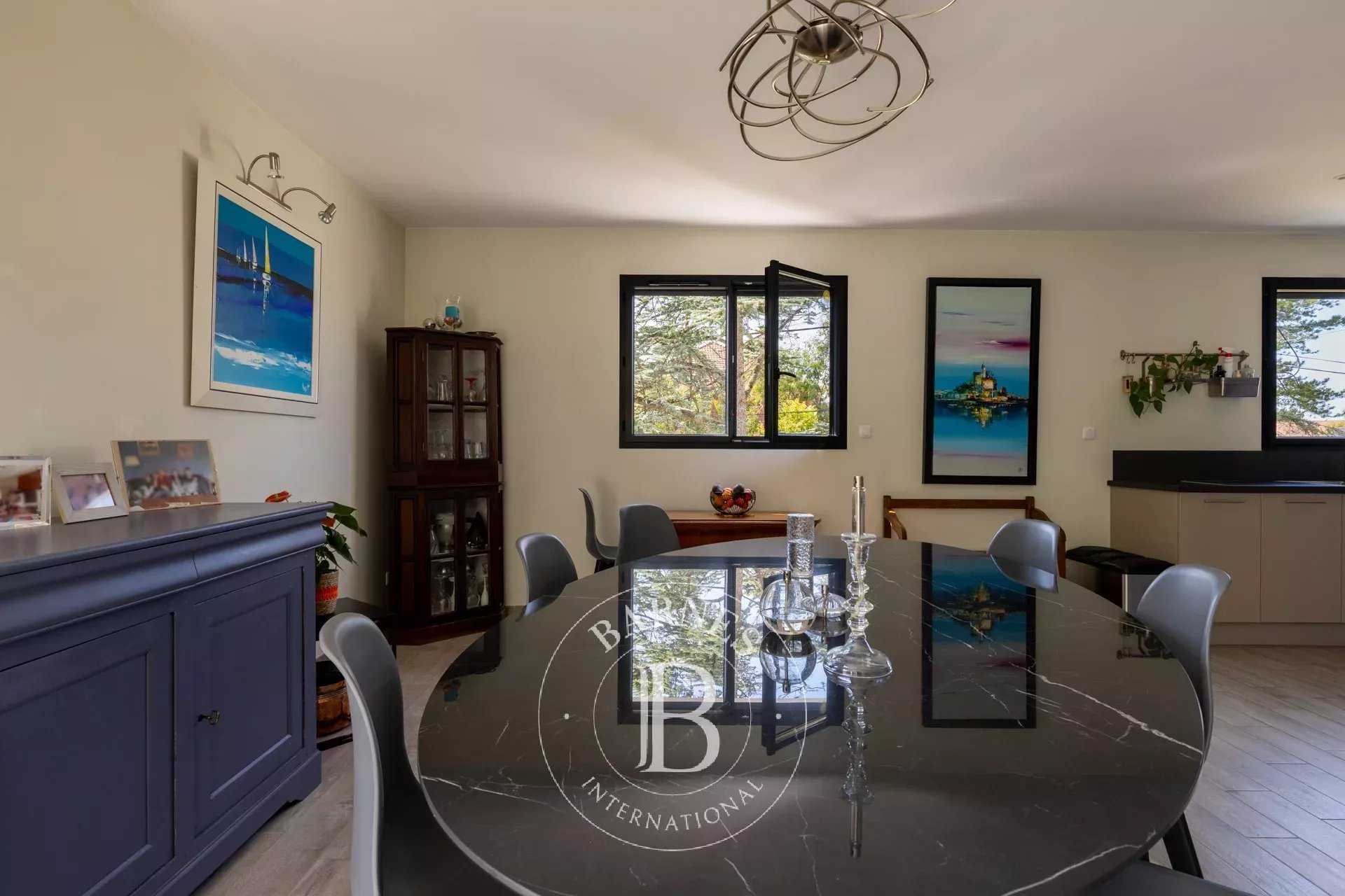 Stella  - Maison 6 Pi&egrave;ces 5 Chambres