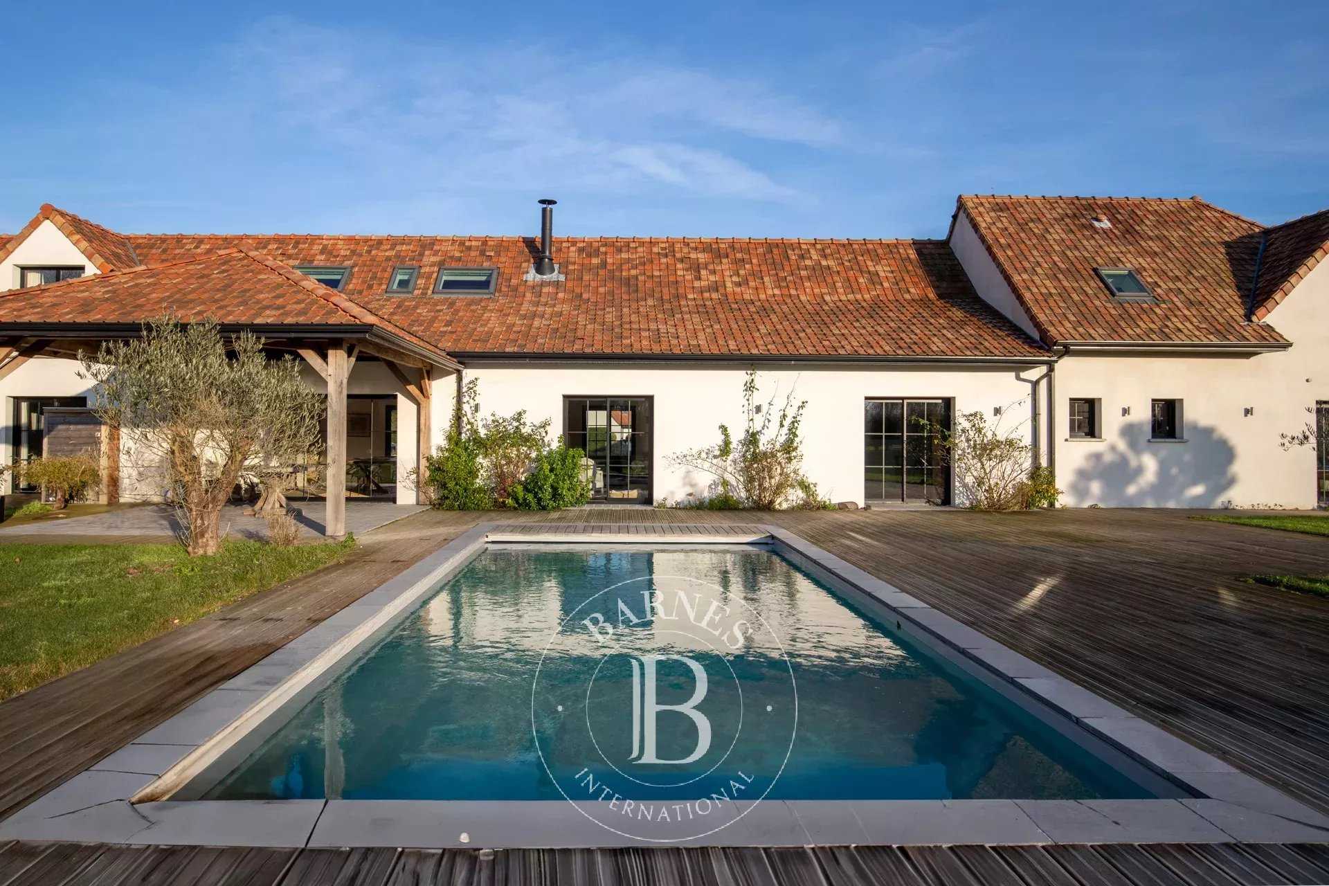 Villa Cucq  -  ref 85648606 (picture 1)