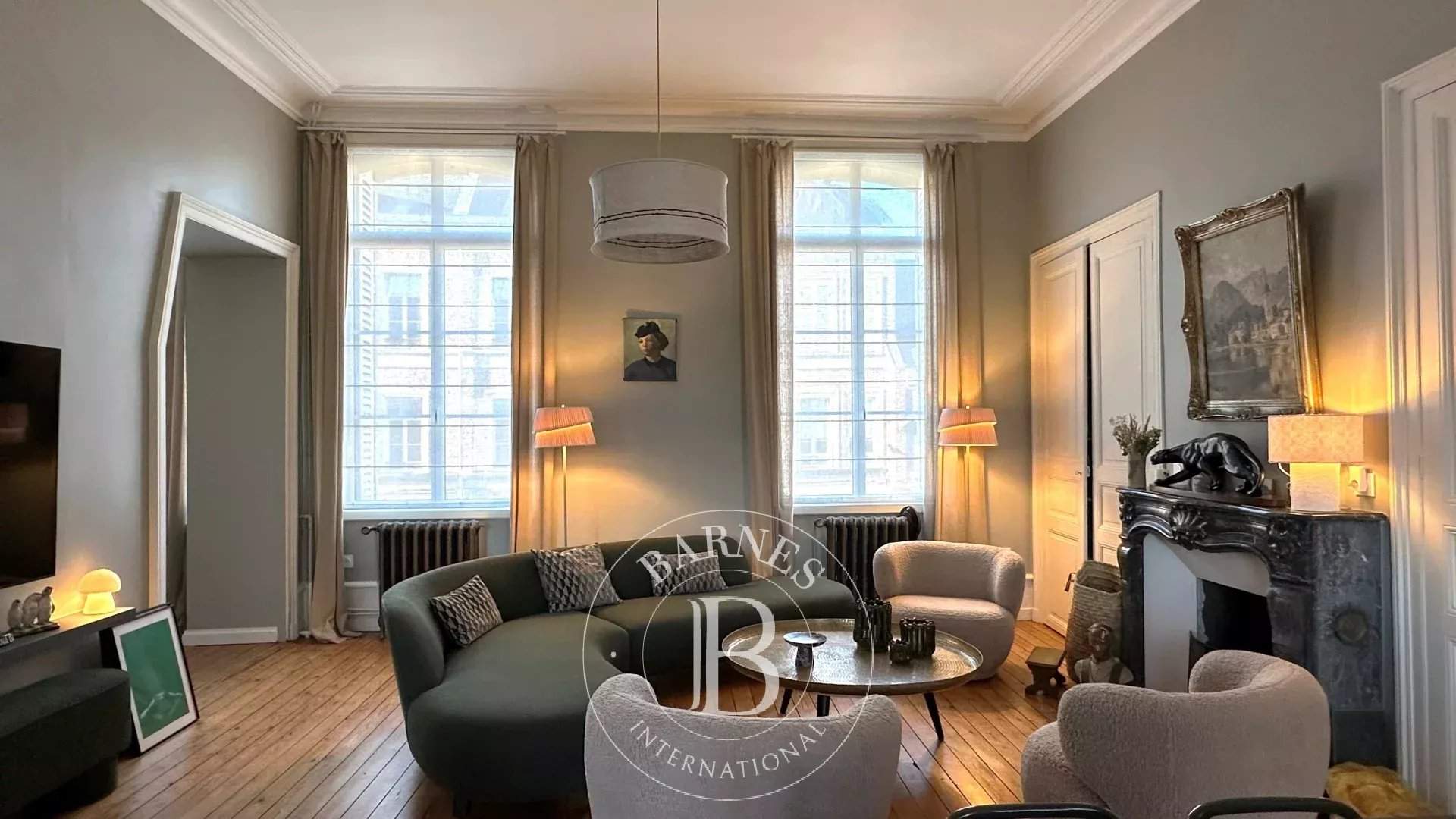 Amiens  - Hôtel particulier 13 Pi&egrave;ces 5 Chambres - picture 6