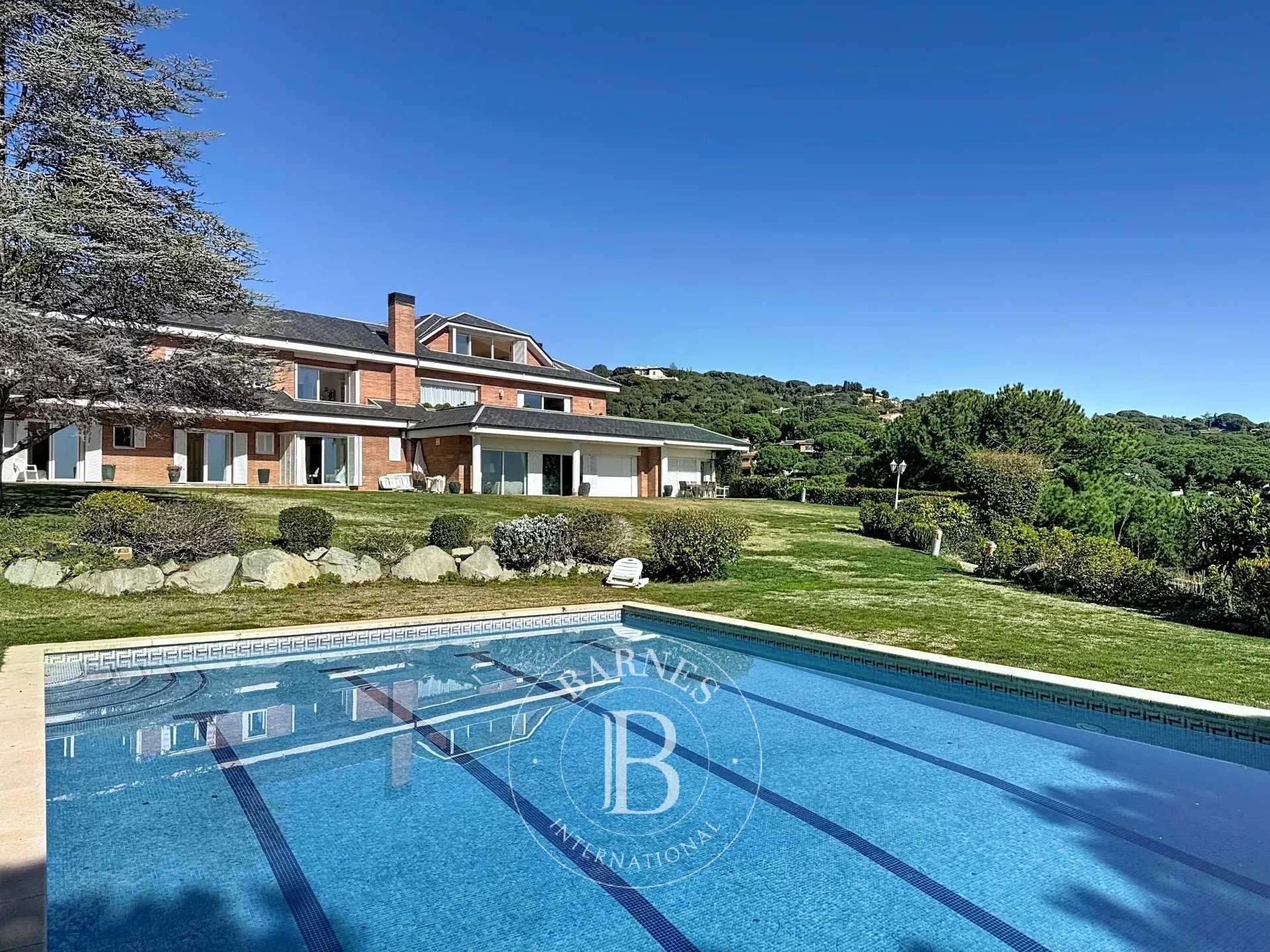 Sant Andreu de Llavaneres  - Maison 23 Pi&egrave;ces 7 Chambres
