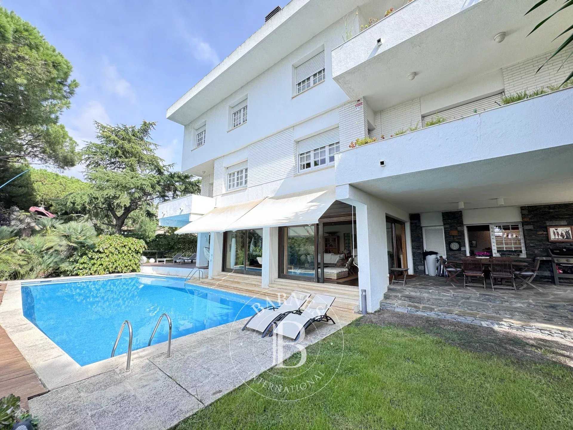 Cabrils  - Casa 5 Cuartos 5 Habitaciones