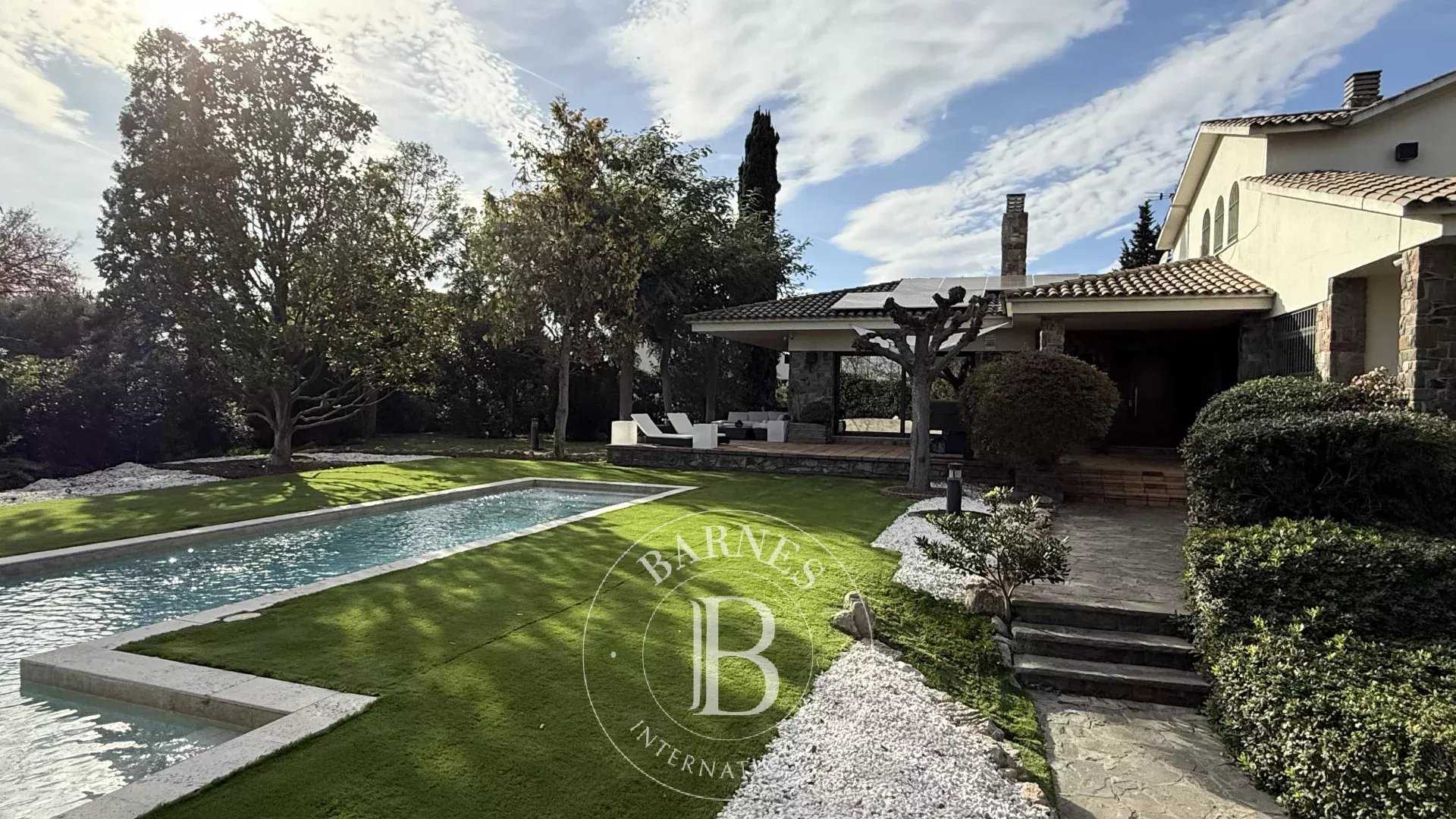 Sant Cugat del Vallés  - House 5 Bedrooms