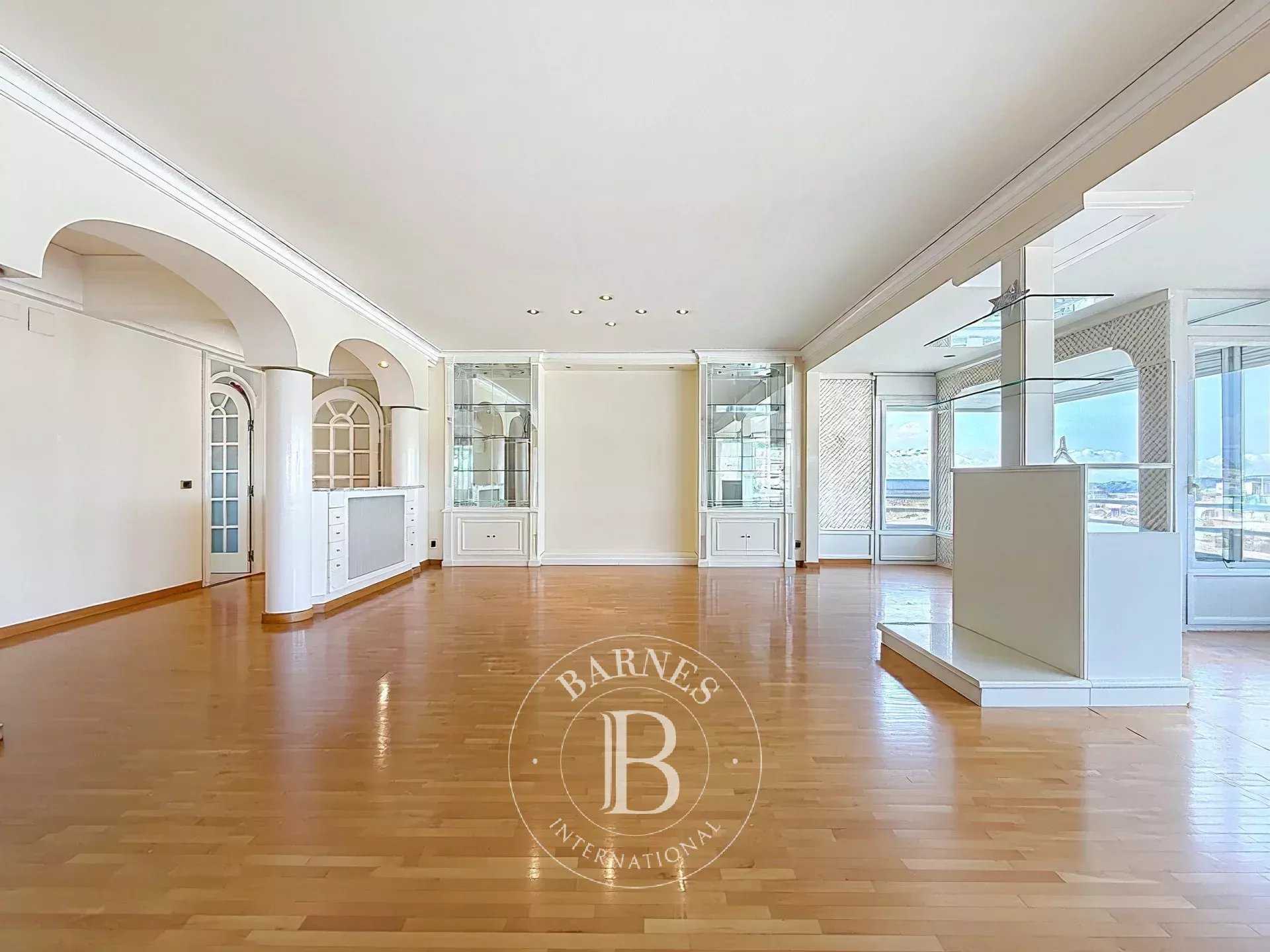 Granollers  - Appartement 4 Pi&egrave;ces 3 Chambres