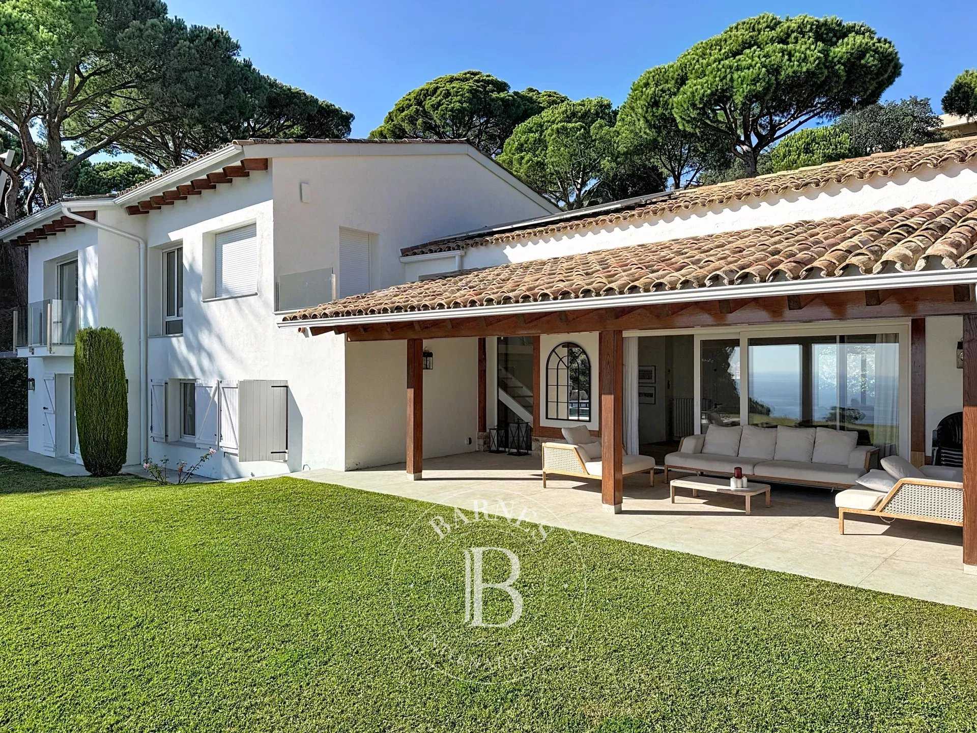 Sant Andreu de Llavaneres  - House 8 Bedrooms