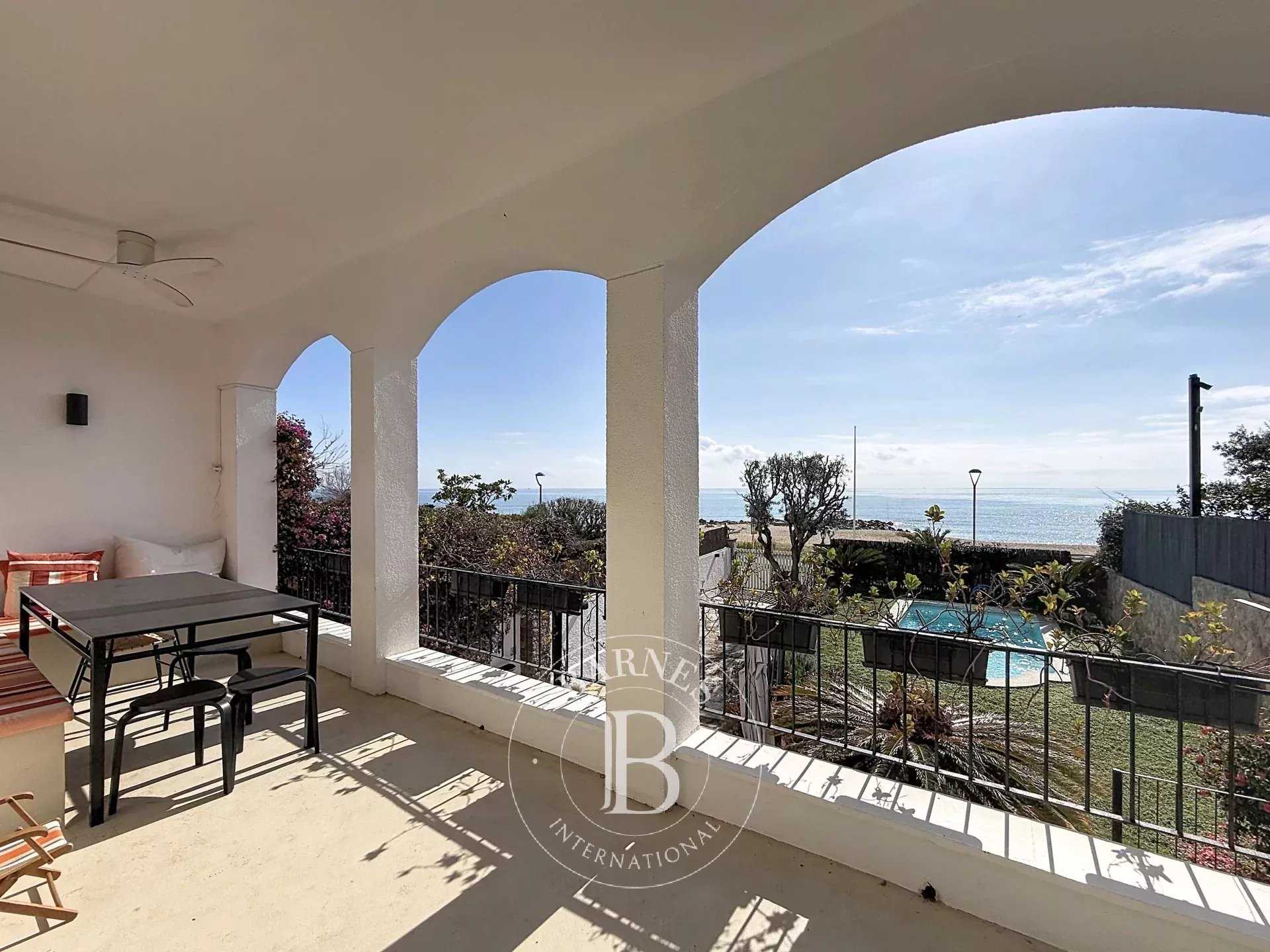 Caldes d'Estrac  - Maison 6 Pi&egrave;ces 6 Chambres