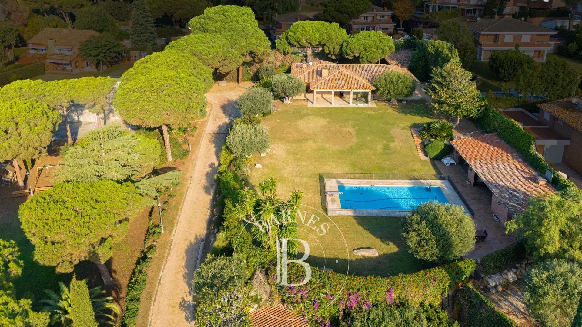 Sant Andreu de Llavaneres  - House 9 Bedrooms