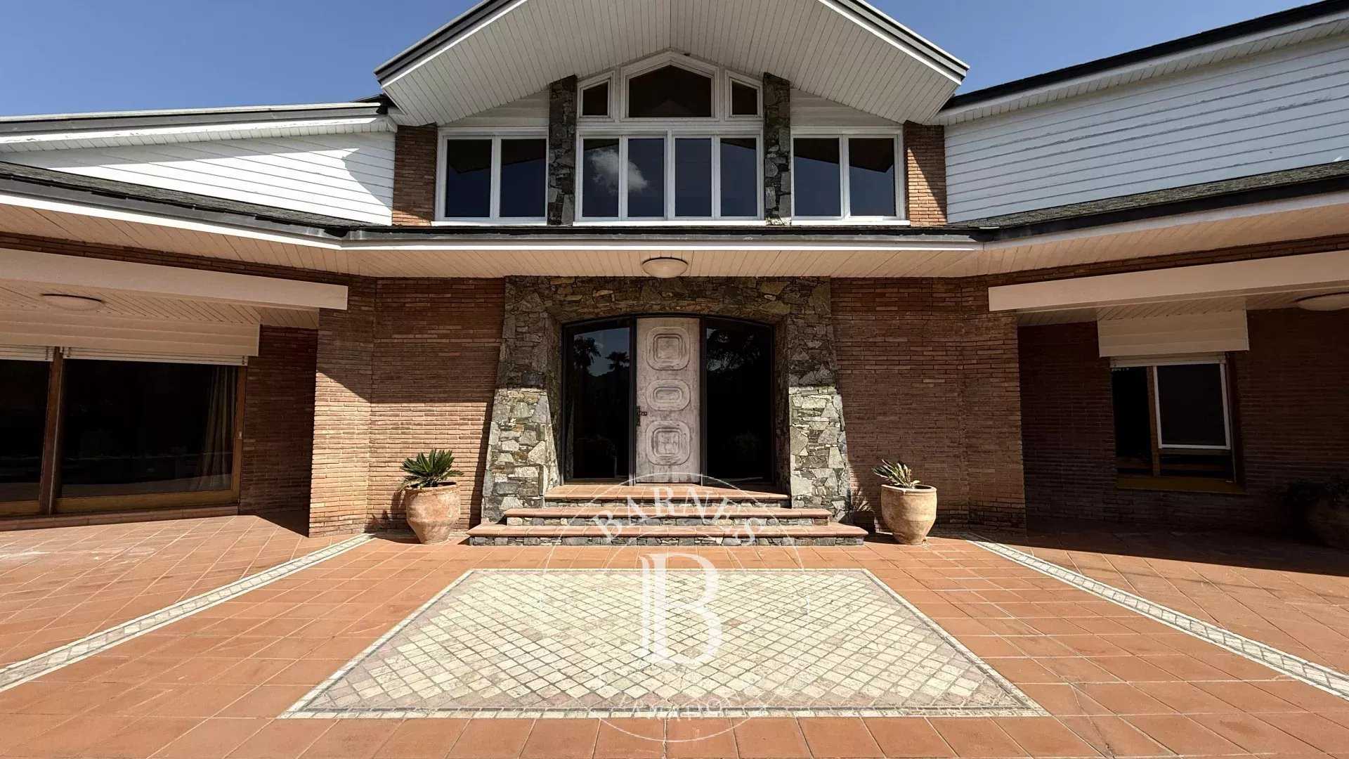 Montornés del Vallés  - House 5 Bedrooms
