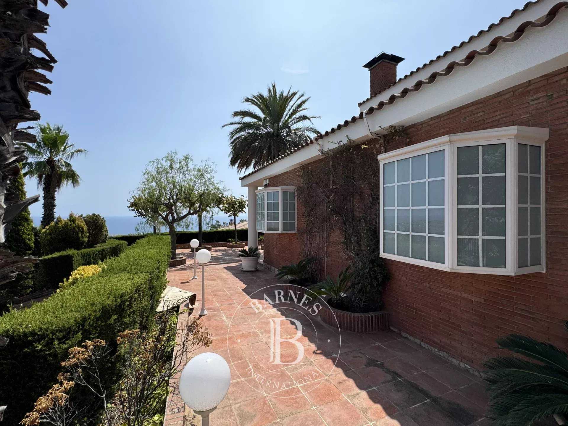 Alella  - House 7 Bedrooms