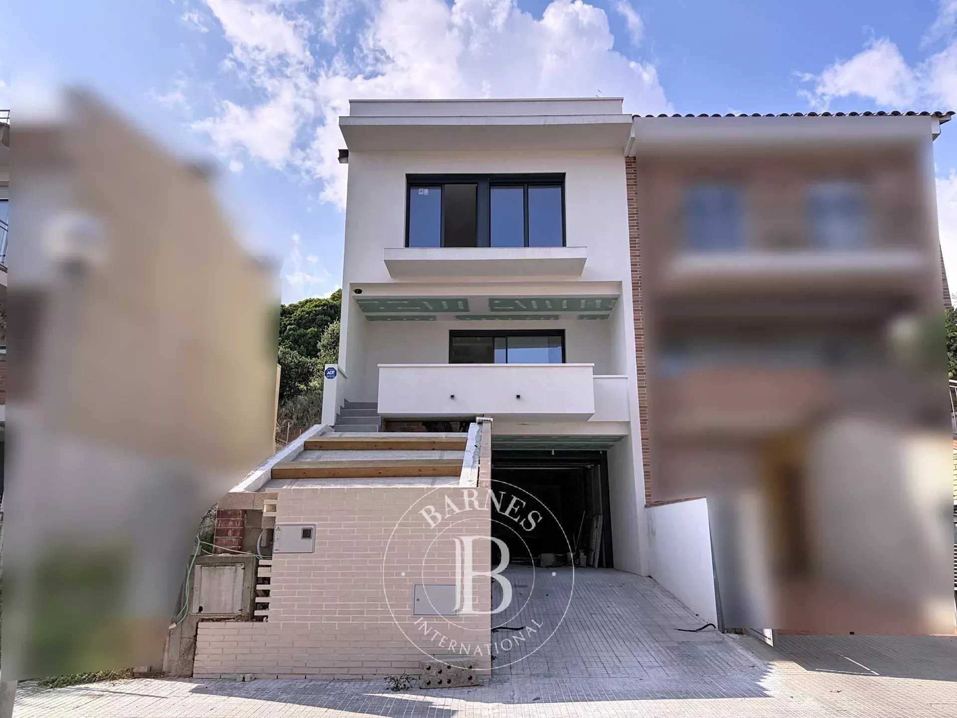 Canet de Mar  - House 4 Bedrooms