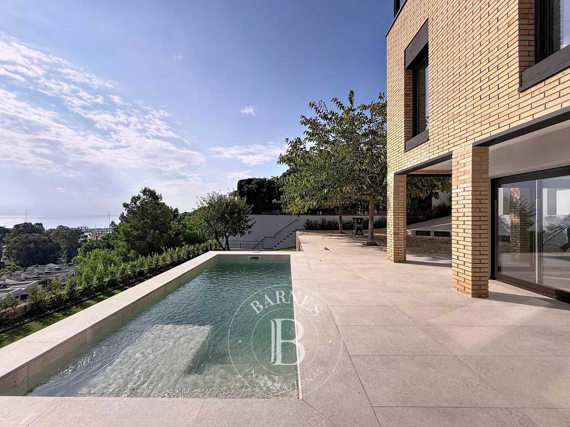 Arenys de Mar  - Maison 4 Pi&egrave;ces 4 Chambres