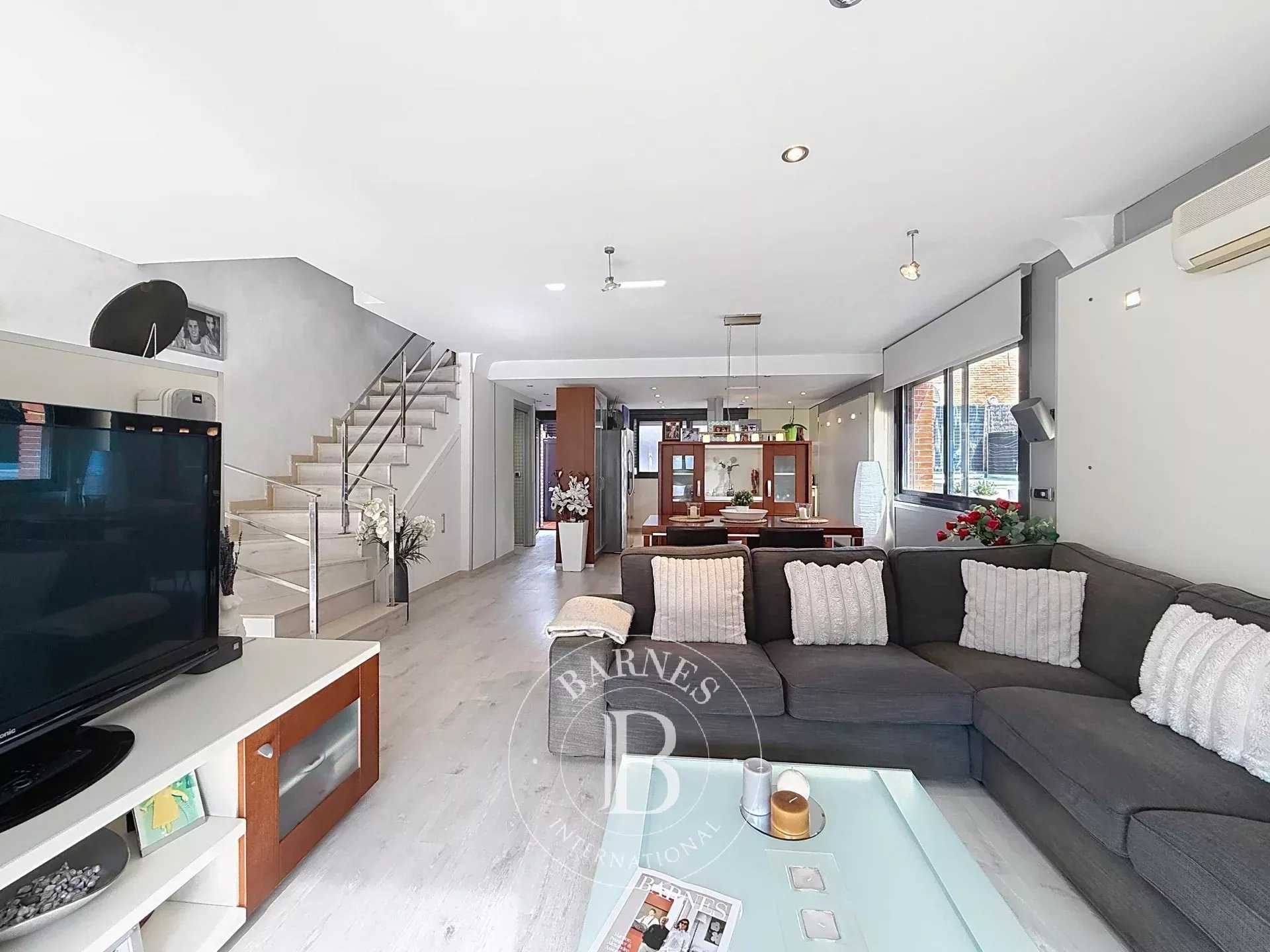 Sant Vicenç de Montalt  - Casa adosada 4 Cuartos 4 Habitaciones