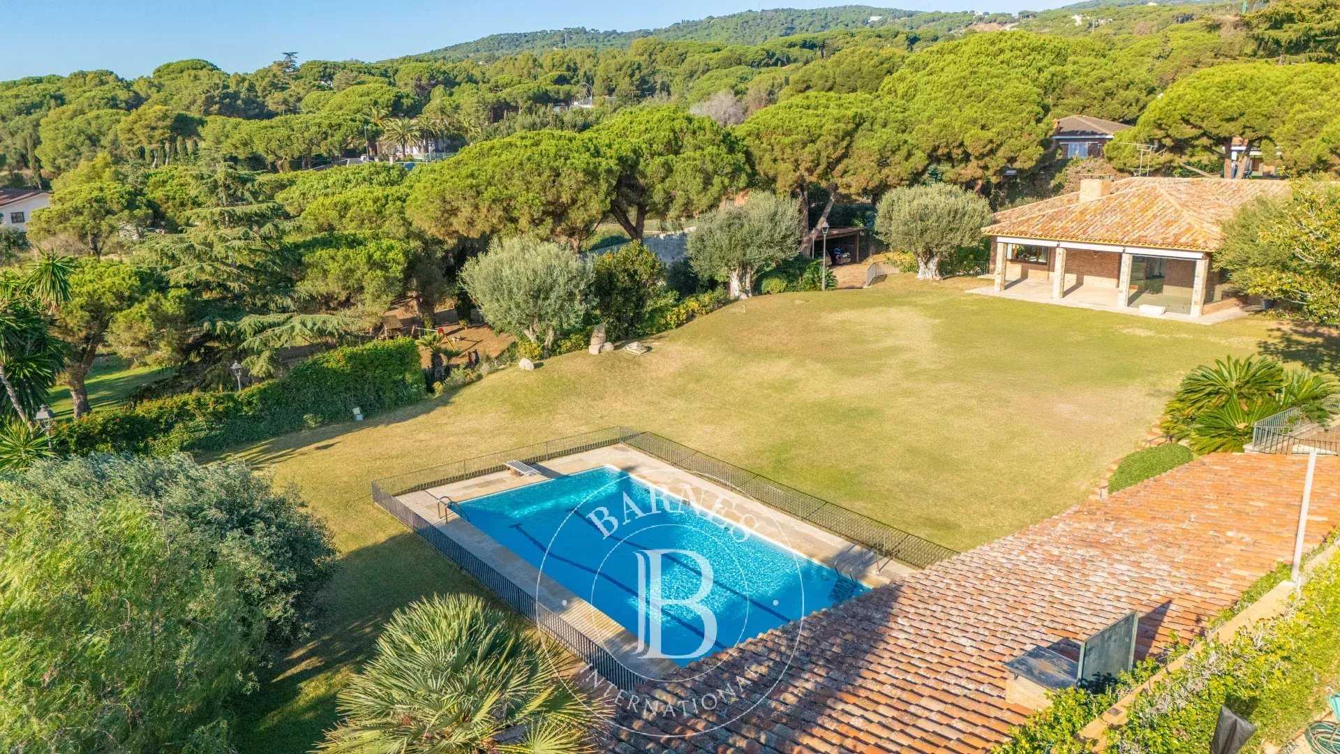 Sant Andreu de Llavaneres  - House 9 Bedrooms