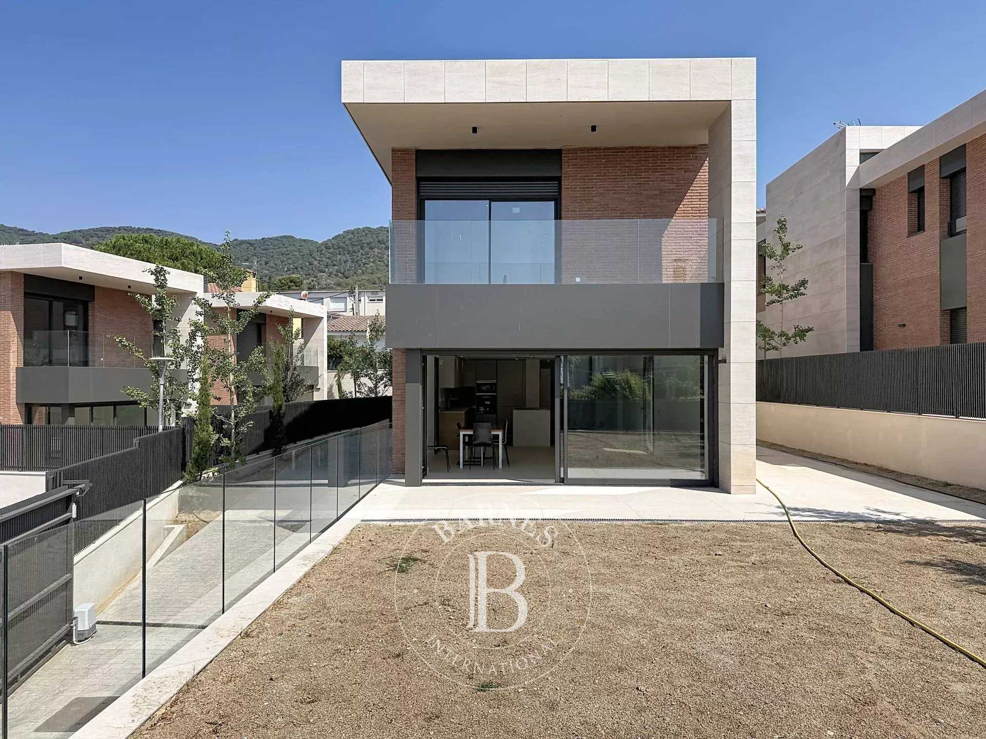 Premia de Dalt  - Maison 5 Pi&egrave;ces 5 Chambres
