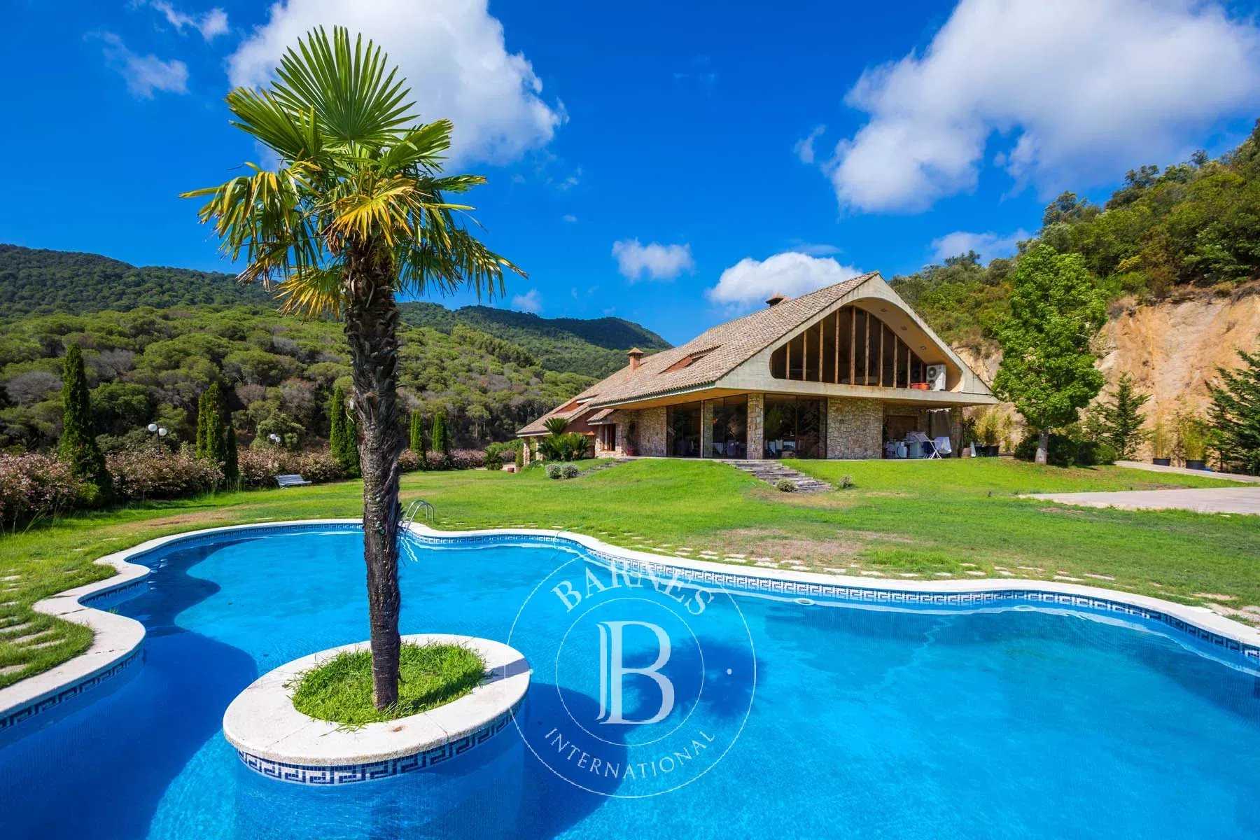 Sant Andreu de Llavaneres  - Equestrian estate 7 Bedrooms