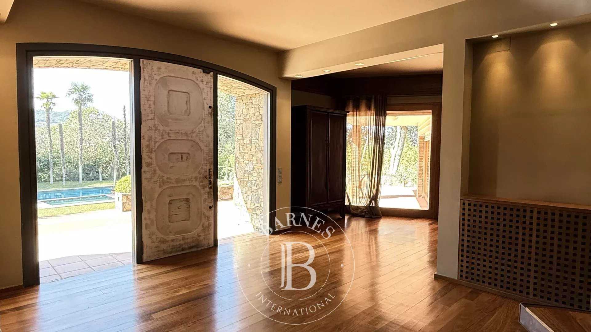 Montornés del Vallés  - House 5 Bedrooms