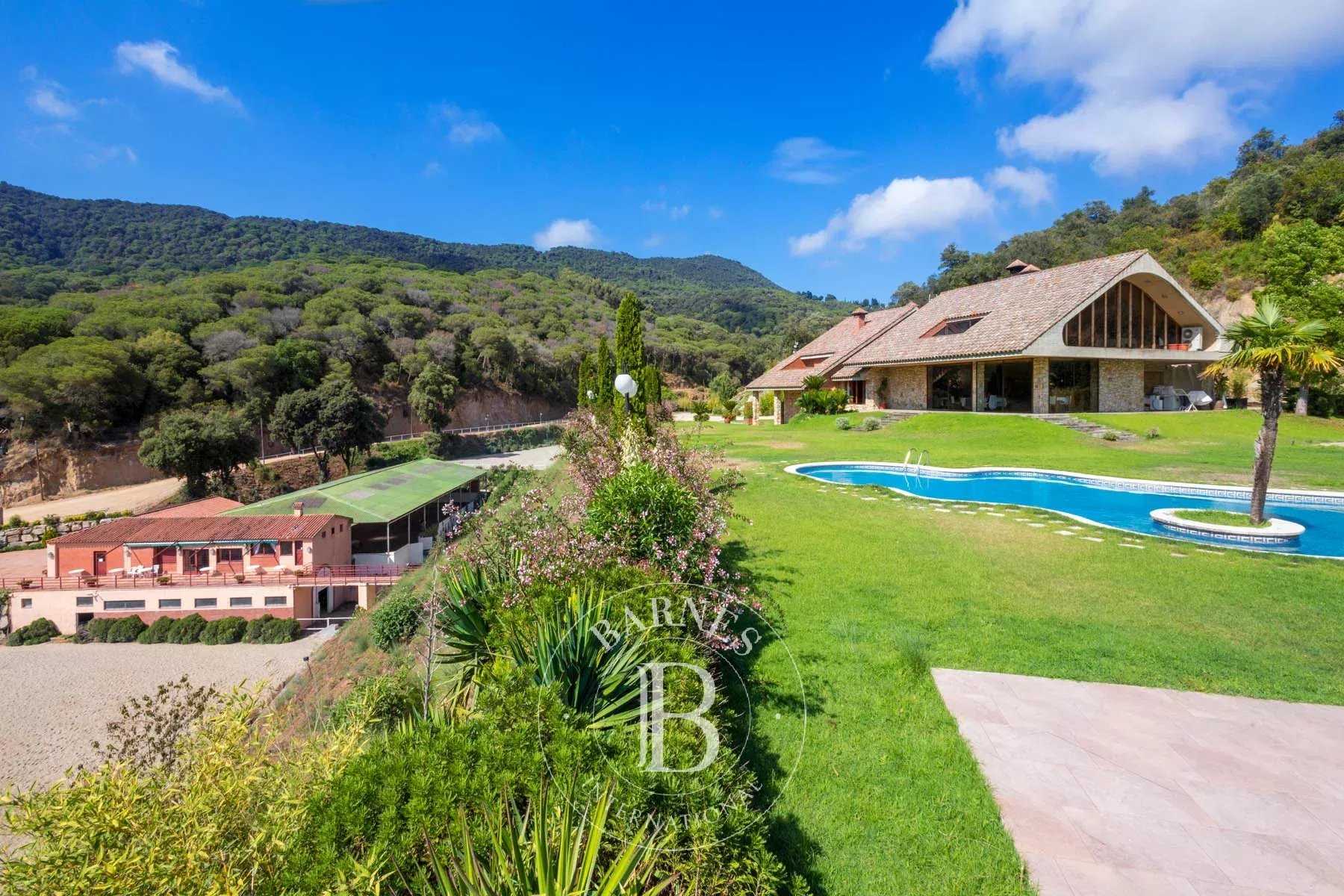 Sant Andreu de Llavaneres  - Equestrian estate 7 Bedrooms