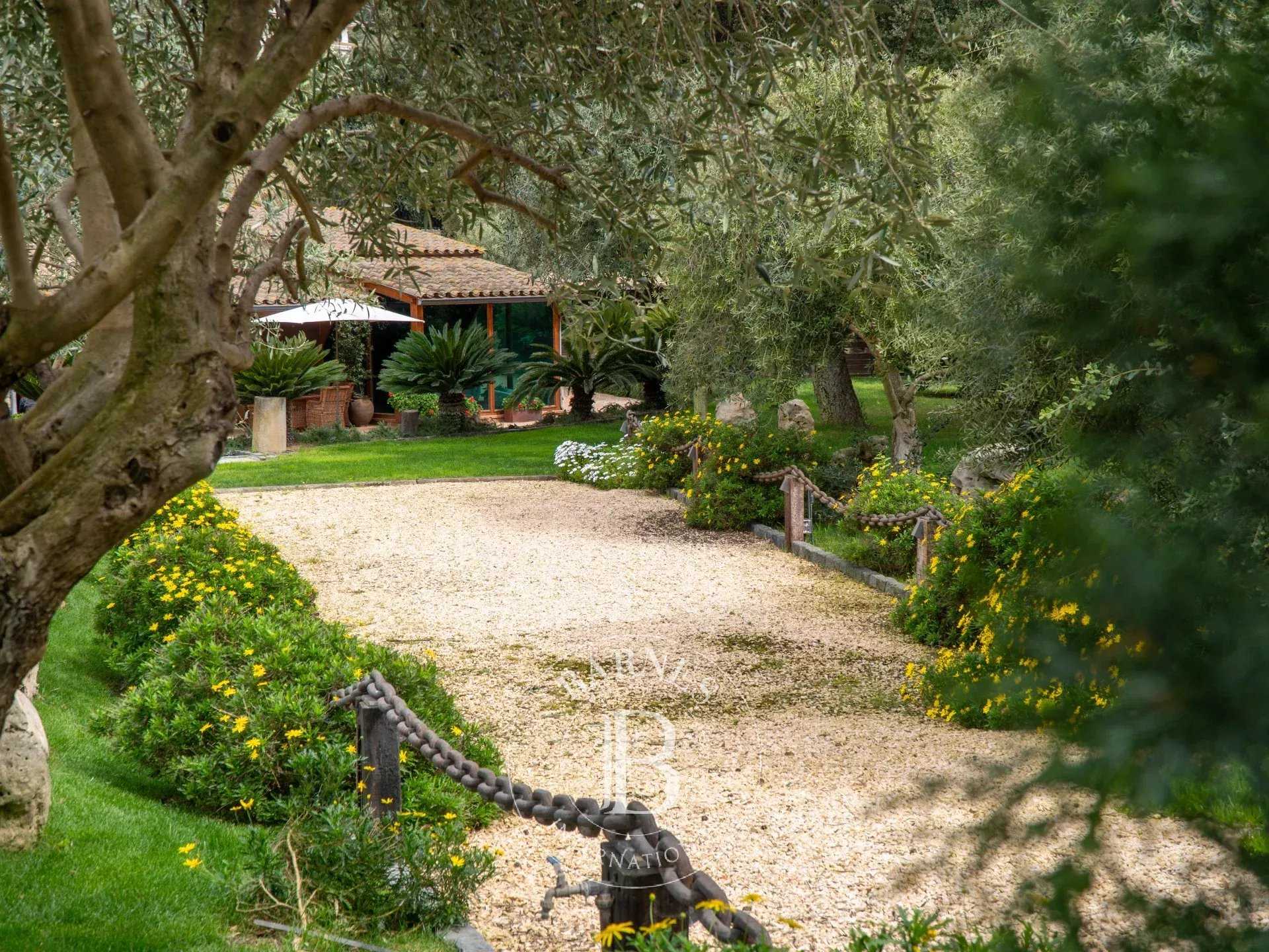 Santa Susanna  - House 5 Bedrooms