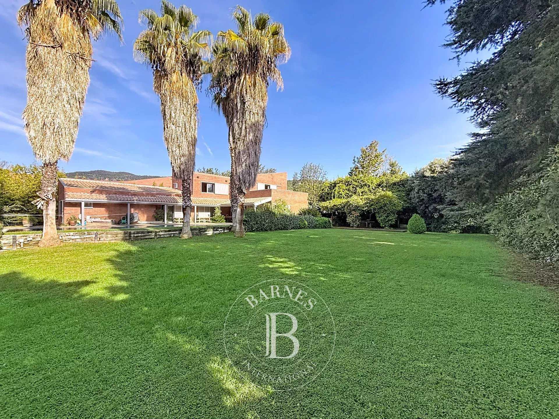 Cabrera de Mar  - House 4 Bedrooms