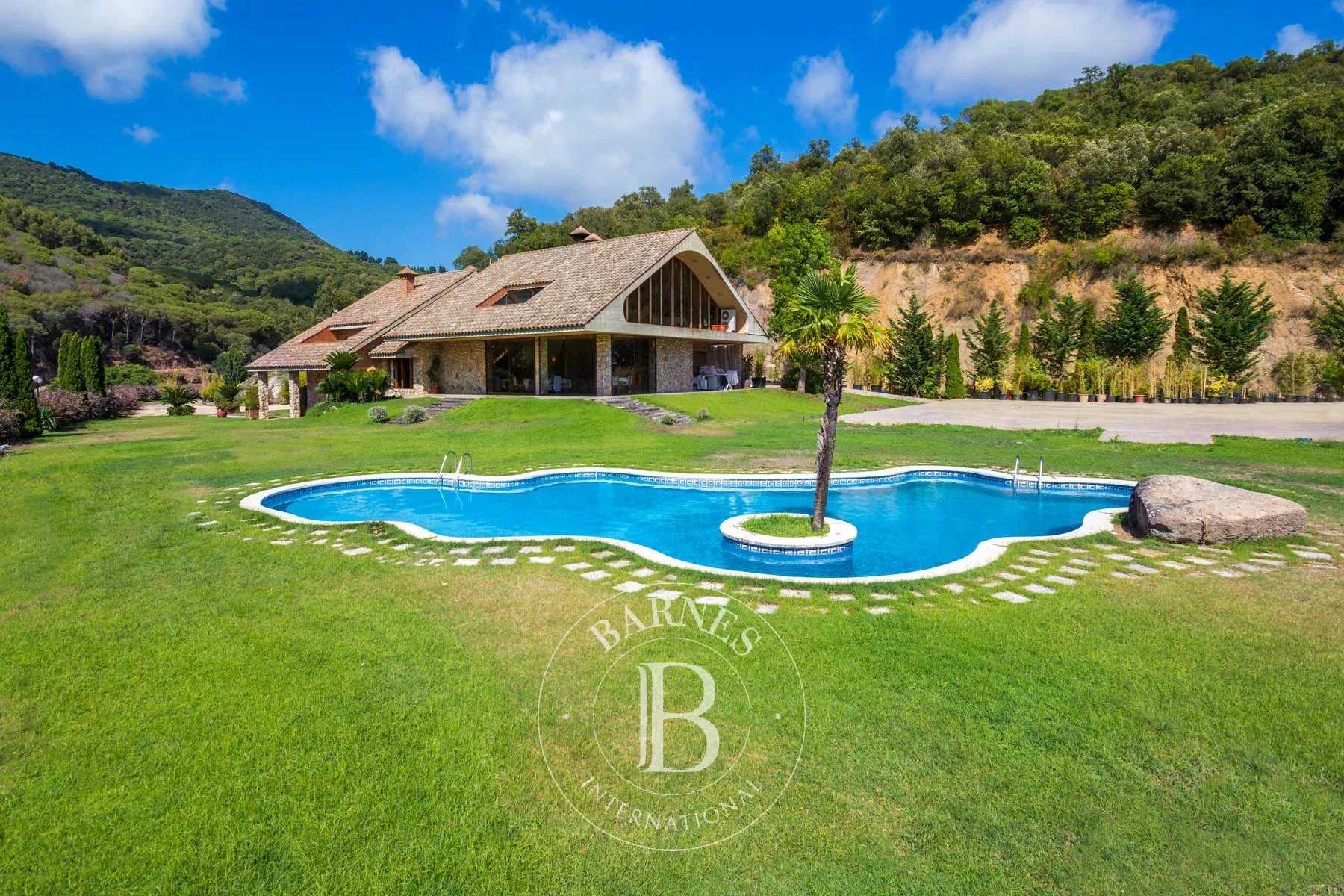 Sant Andreu de Llavaneres  - Equestrian estate 7 Bedrooms