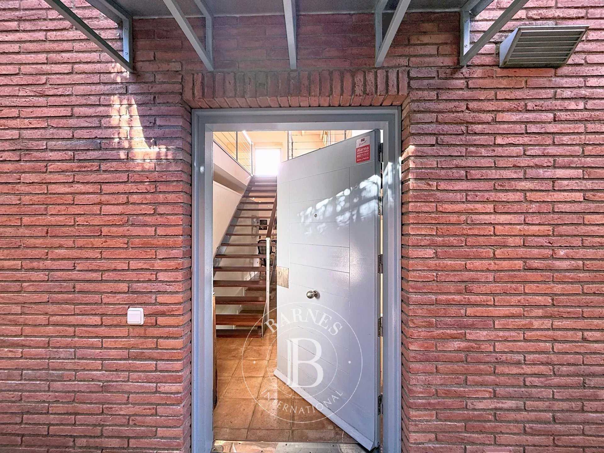 Cabrera de Mar  - House 4 Bedrooms