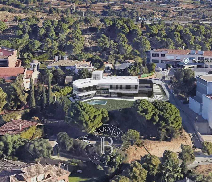 Mataró  - House 6 Bedrooms