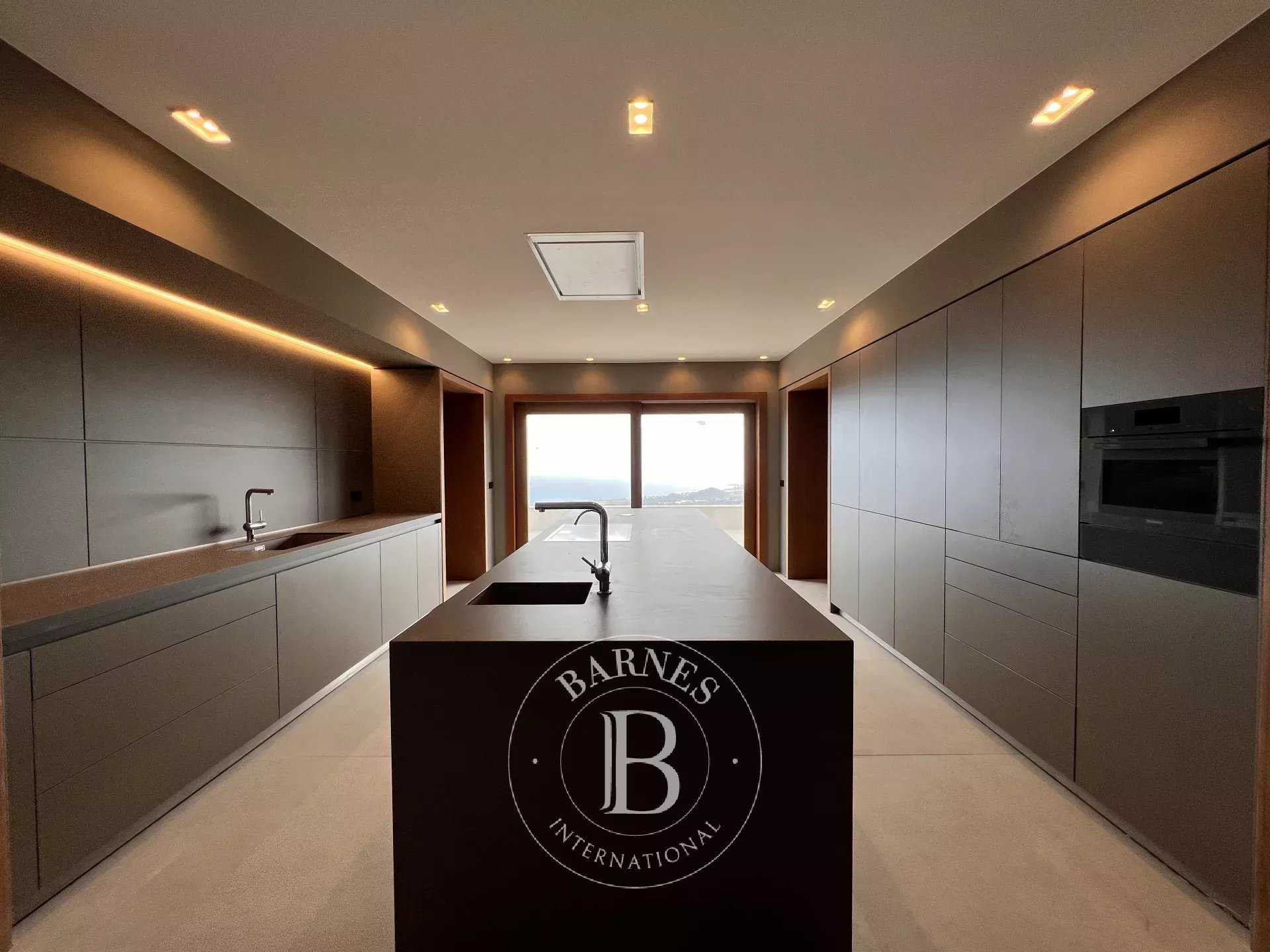 Sant Andreu de Llavaneres  - Villa 10 Cuartos 8 Habitaciones