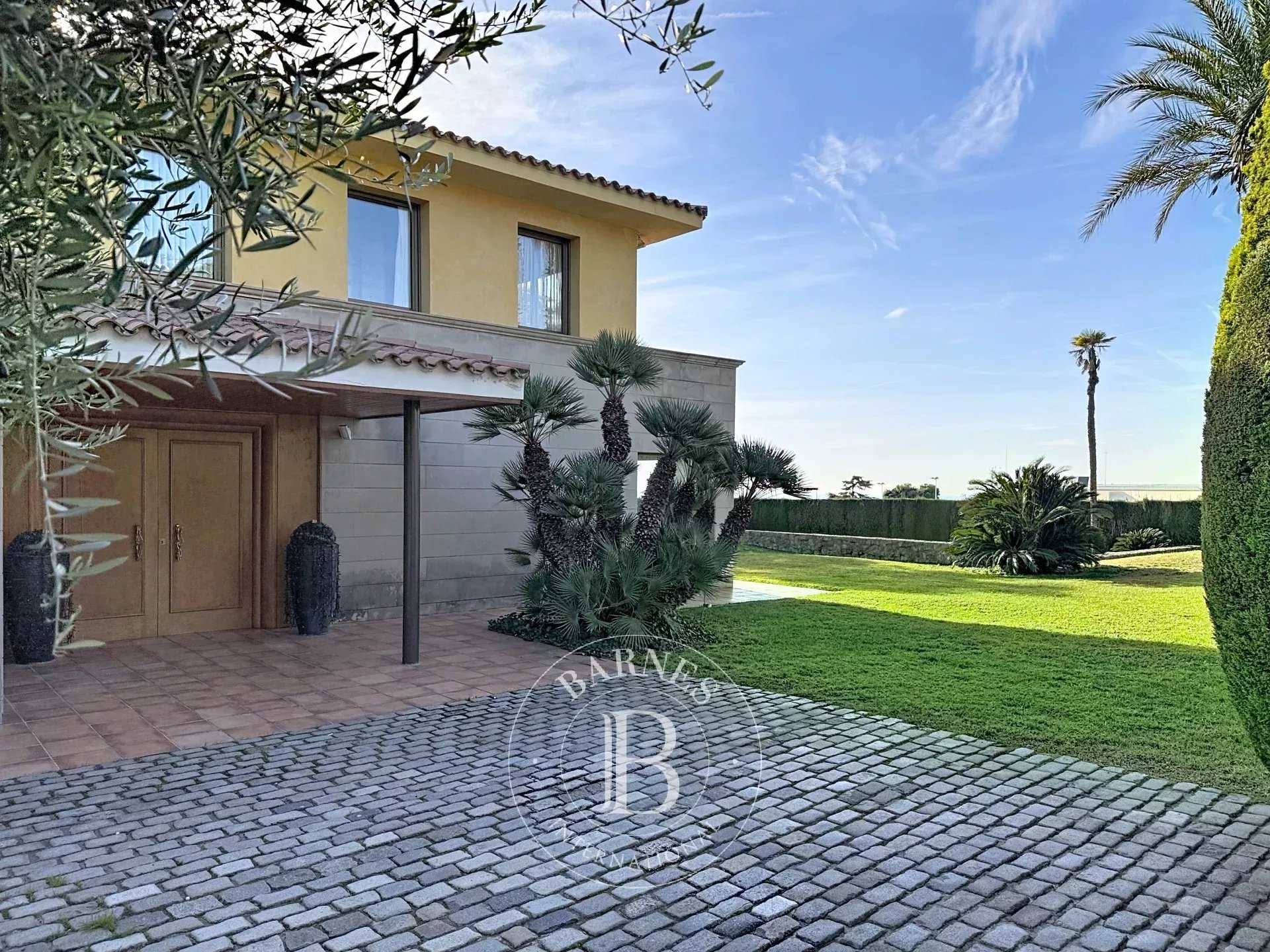 Alella  - Maison 5 Pièces 5 Chambres