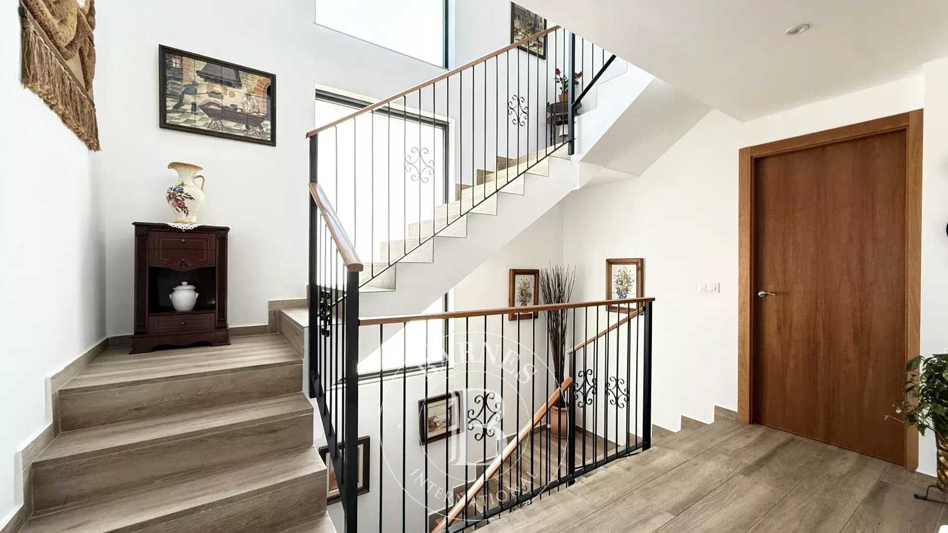 Cabrera de Mar  - House 5 Bedrooms