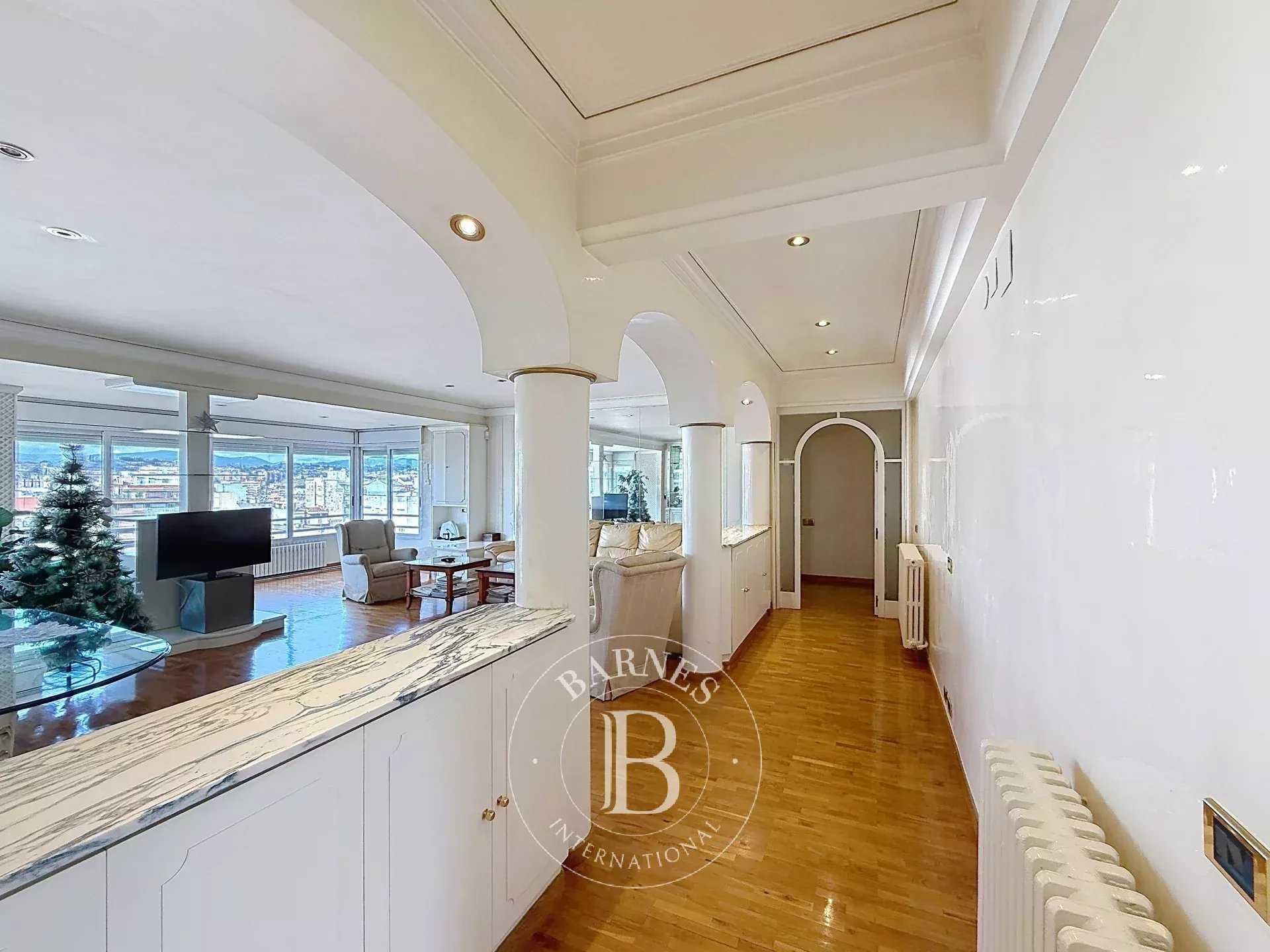 Granollers  - Appartement 4 Pi&egrave;ces 3 Chambres