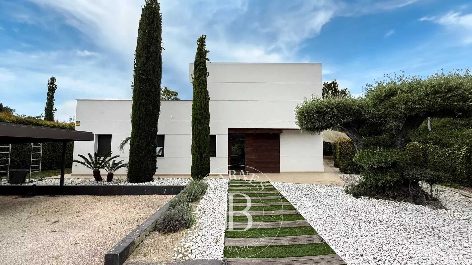 Cabrera de Mar  - House 4 Bedrooms