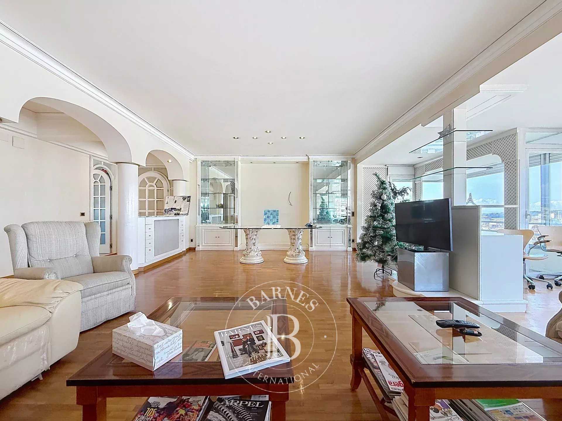 Granollers  - Appartement 4 Pi&egrave;ces 3 Chambres