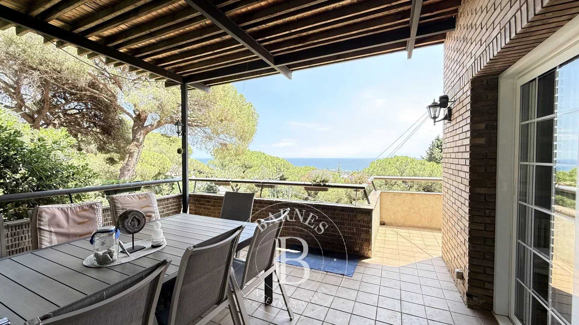 House Cabrera de Mar  -  ref 86099007 (picture 3)