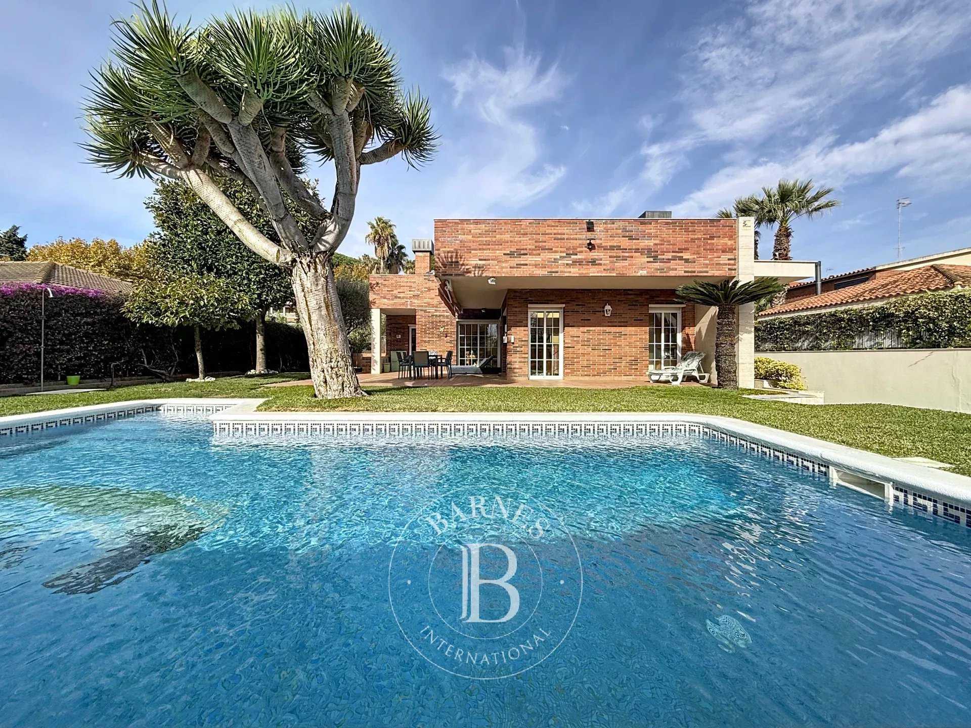 Casa Sant Vicenç de Montalt  -  ref 85662604 (picture 1)