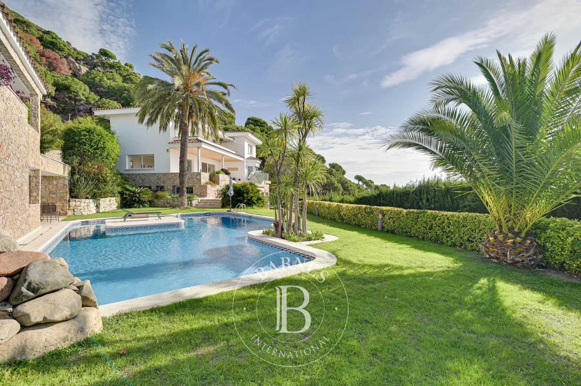 Maison Cabrils  -  ref 85299706 (picture 2)