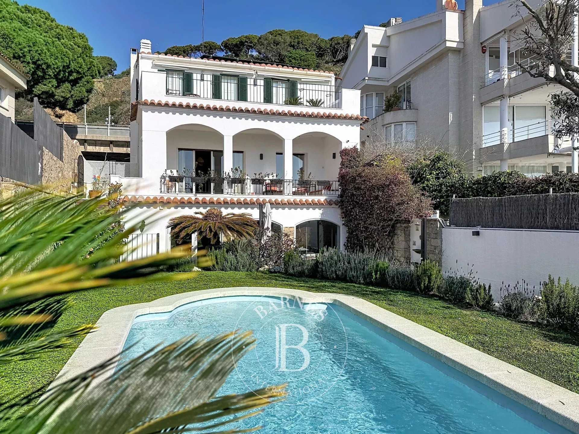 Caldes d'Estrac  - Maison 6 Pi&egrave;ces 6 Chambres