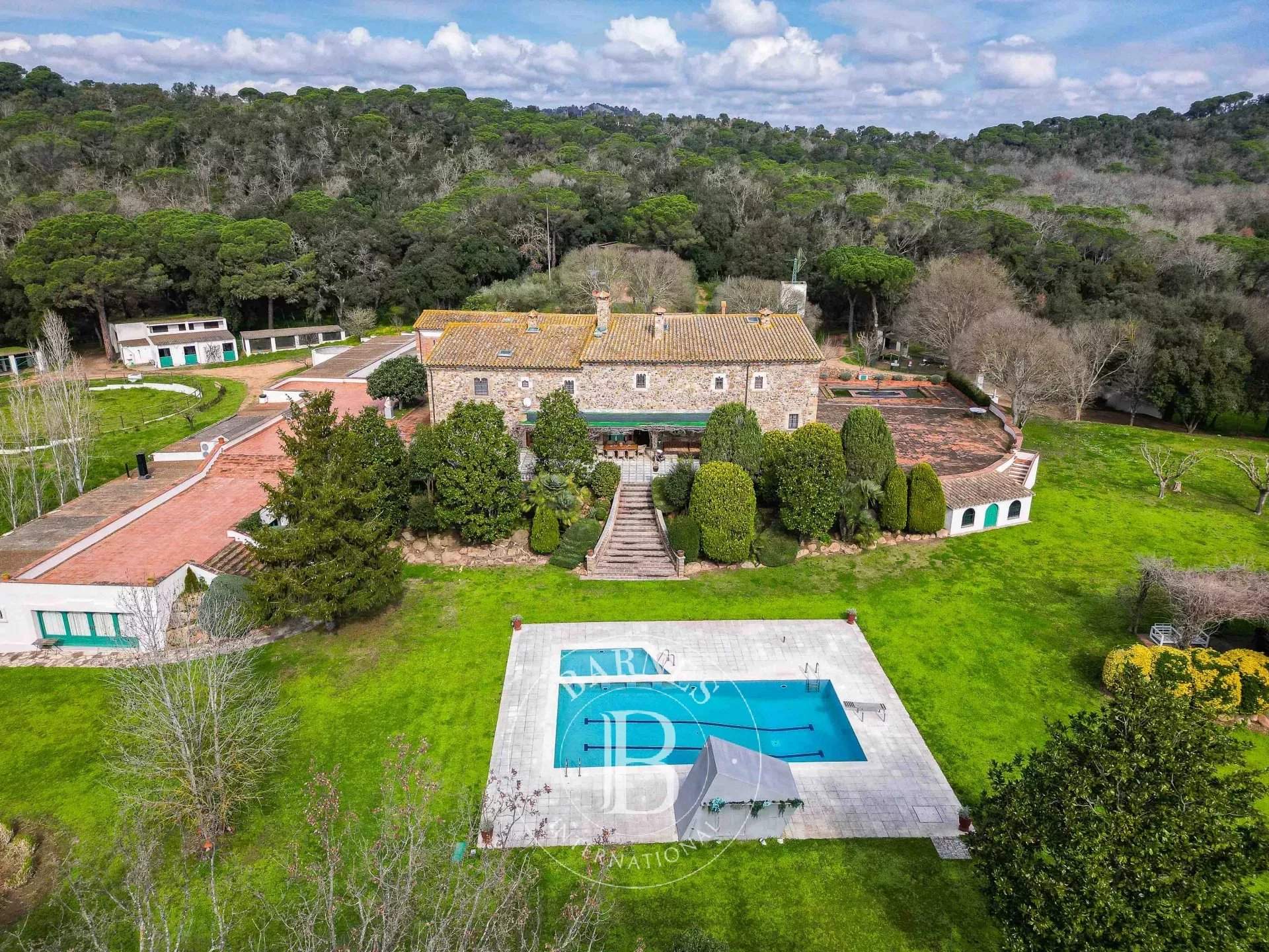 Tordera  - Finca 9 Cuartos 9 Habitaciones - picture 4