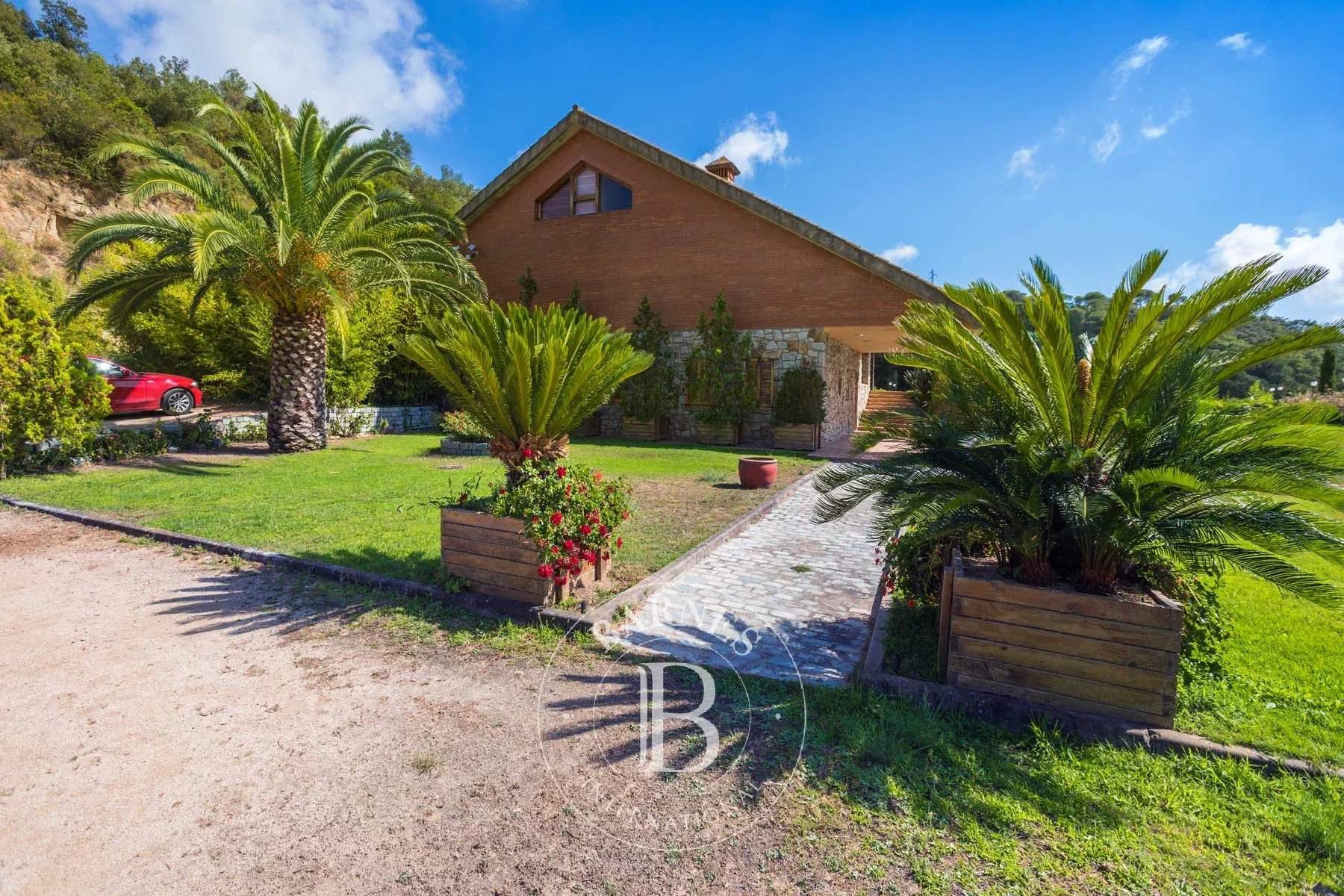 Sant Andreu de Llavaneres  - Equestrian estate 7 Bedrooms - picture 6