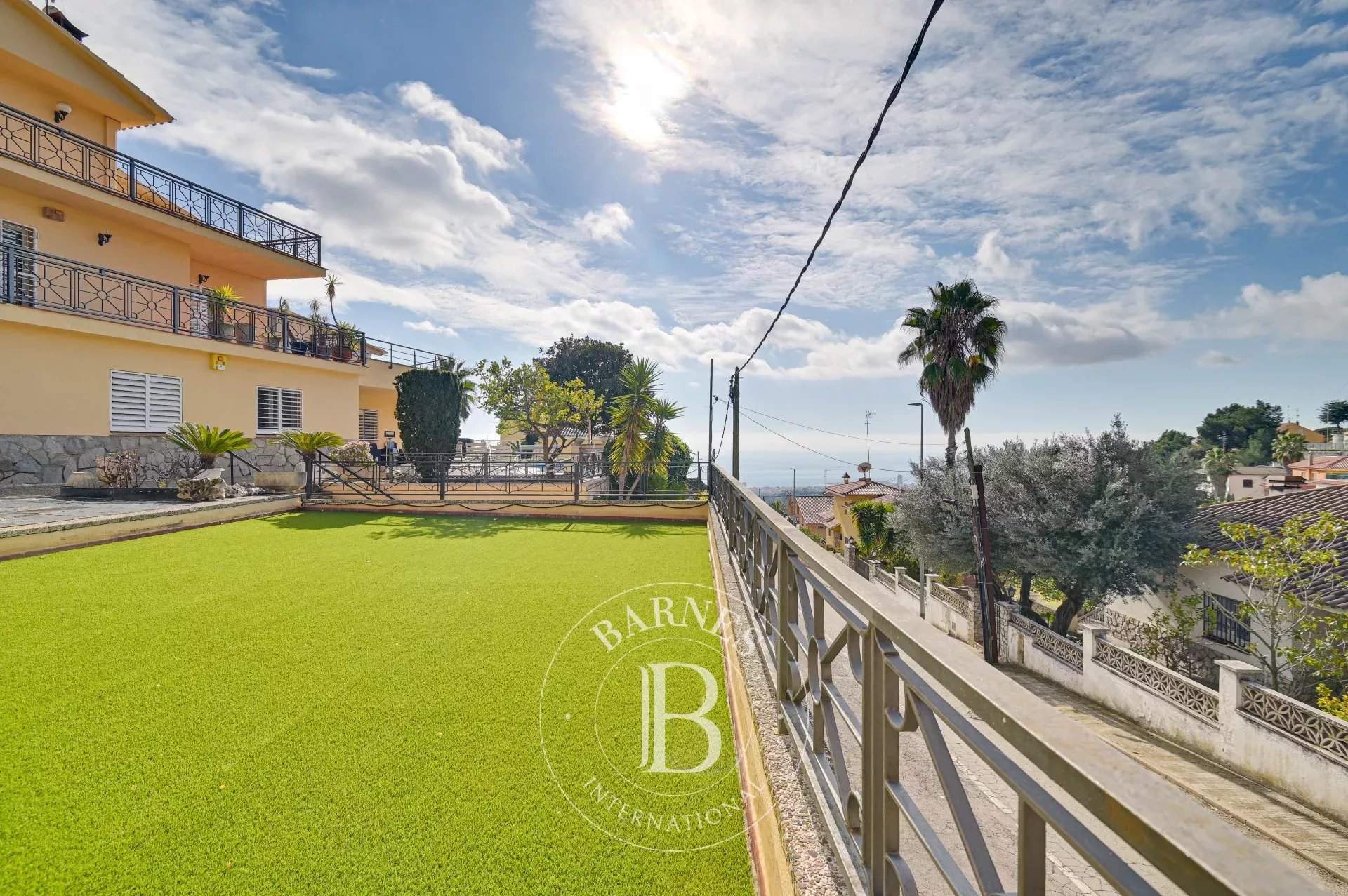 Mataró  - Casa 8 Cuartos 8 Habitaciones - picture 5