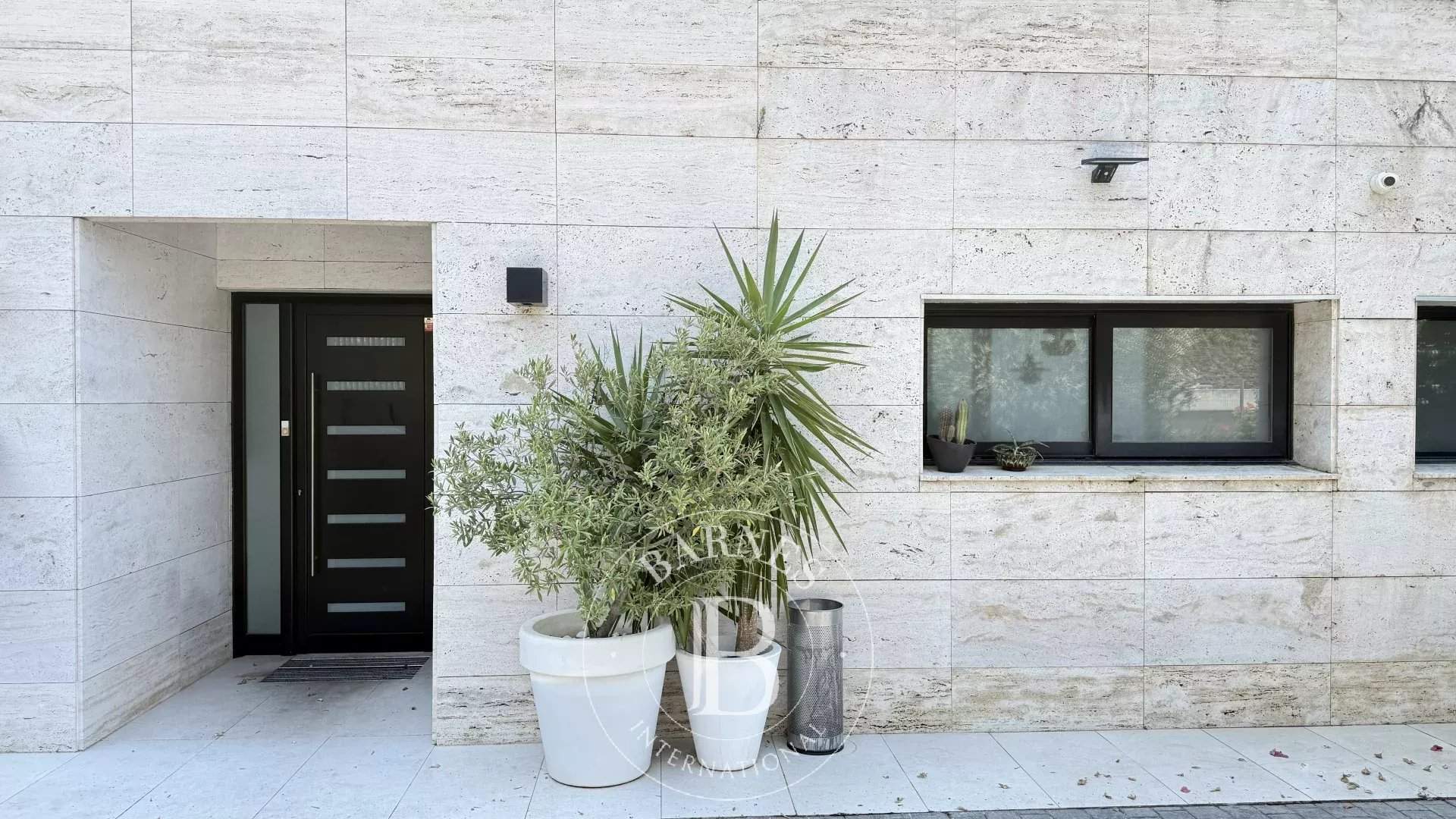 Sant Vicenç de Montalt  - Villa 5 Cuartos 5 Habitaciones - picture 5