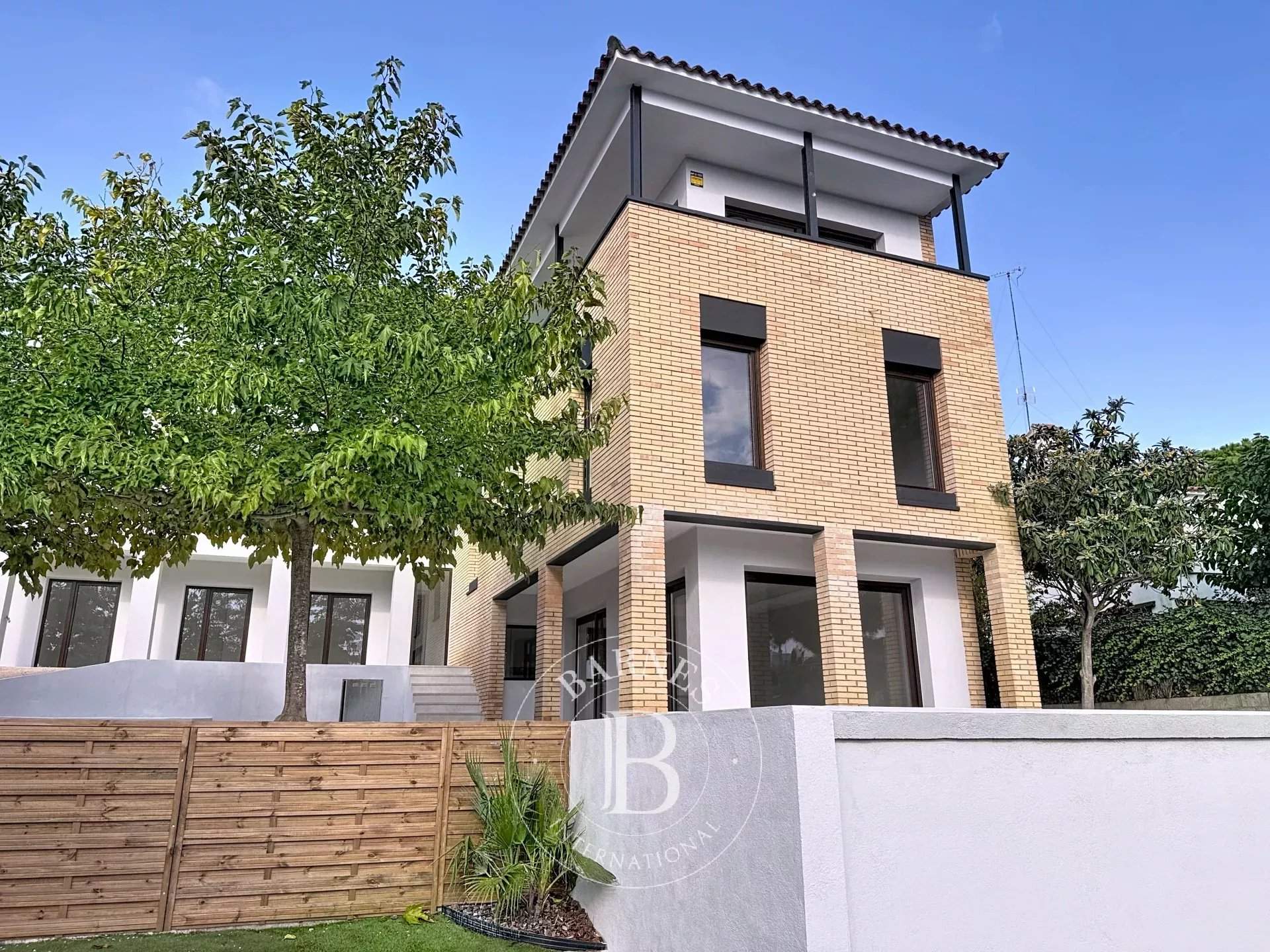 Arenys de Mar  - Maison 4 Pi&egrave;ces 4 Chambres - picture 1