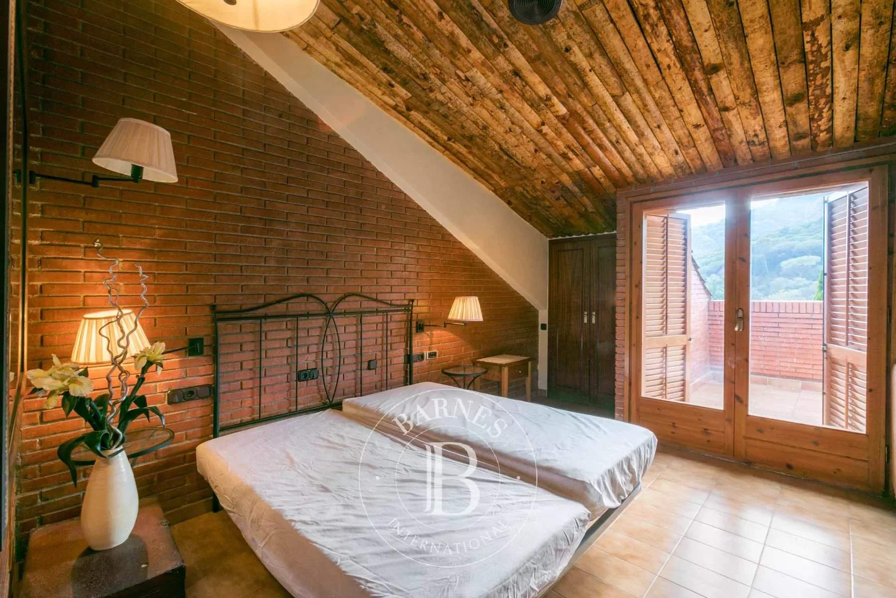 Sant Andreu de Llavaneres  - Equestrian estate 7 Bedrooms - picture 17