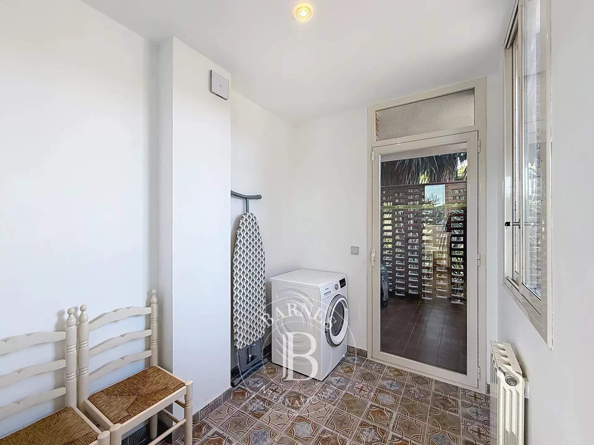 Sant Andreu de Llavaneres  - Casa 5 Cuartos 5 Habitaciones - picture 19